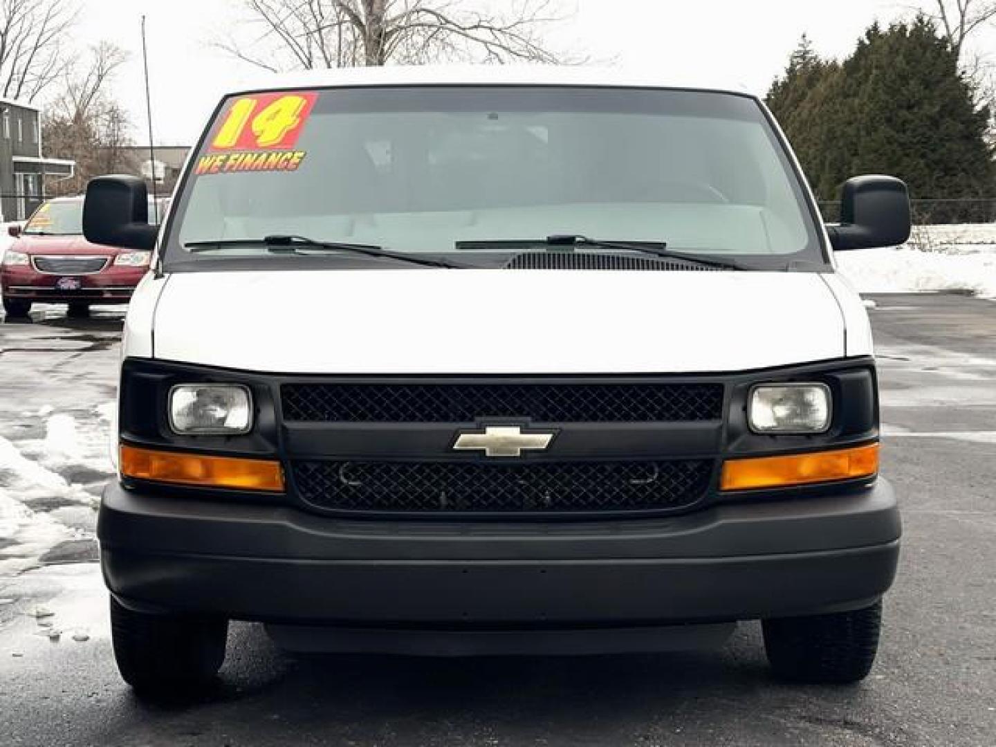 2014 WHITE CHEVROLET EXPRESS 2500 (1GCWGFBA8E1) with an V8,4.8L(294 CID),OHV engine, AUTOMATIC transmission, located at 14600 Frazho Road, Warren, MI, 48089, (586) 776-3400, 42.485996, -82.974220 - Photo#3