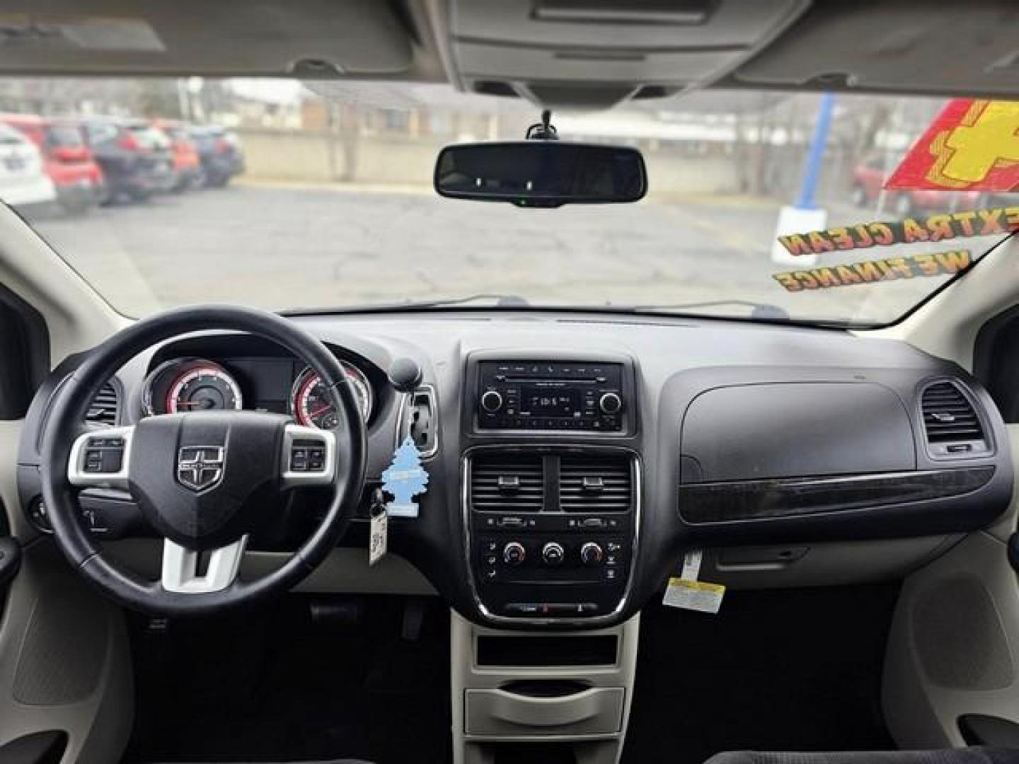 2014 SILVER DODGE GRAND CARAVAN (2C4RDGBG6ER) with an V6,3.6L(220 CID),DOHC engine, AUTOMATIC transmission, located at 14600 Frazho Road, Warren, MI, 48089, (586) 776-3400, 42.485996, -82.974220 - Photo#10