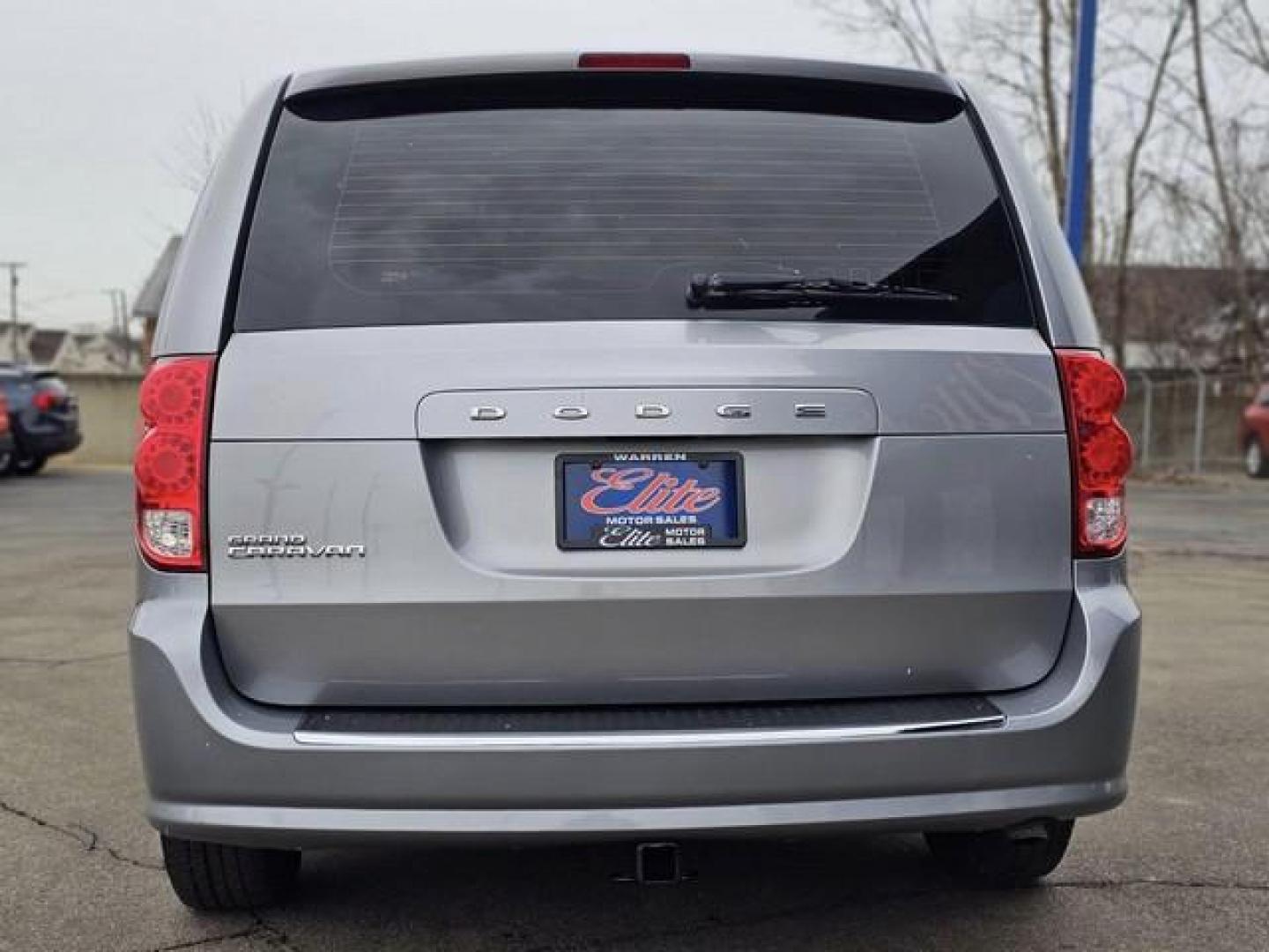 2014 SILVER DODGE GRAND CARAVAN (2C4RDGBG6ER) with an V6,3.6L(220 CID),DOHC engine, AUTOMATIC transmission, located at 14600 Frazho Road, Warren, MI, 48089, (586) 776-3400, 42.485996, -82.974220 - Photo#6