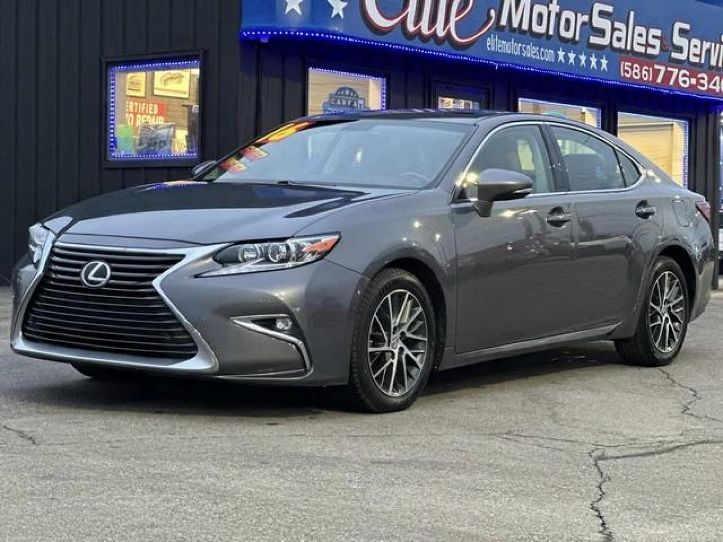 2016 GRAY LEXUS ES350 (58ABK1GG2GU) with an V6,3.5L(211 CID),DOHC engine, AUTOMATIC transmission, located at 14600 Frazho Road, Warren, MI, 48089, (586) 776-3400, 42.485996, -82.974220 - Photo#0