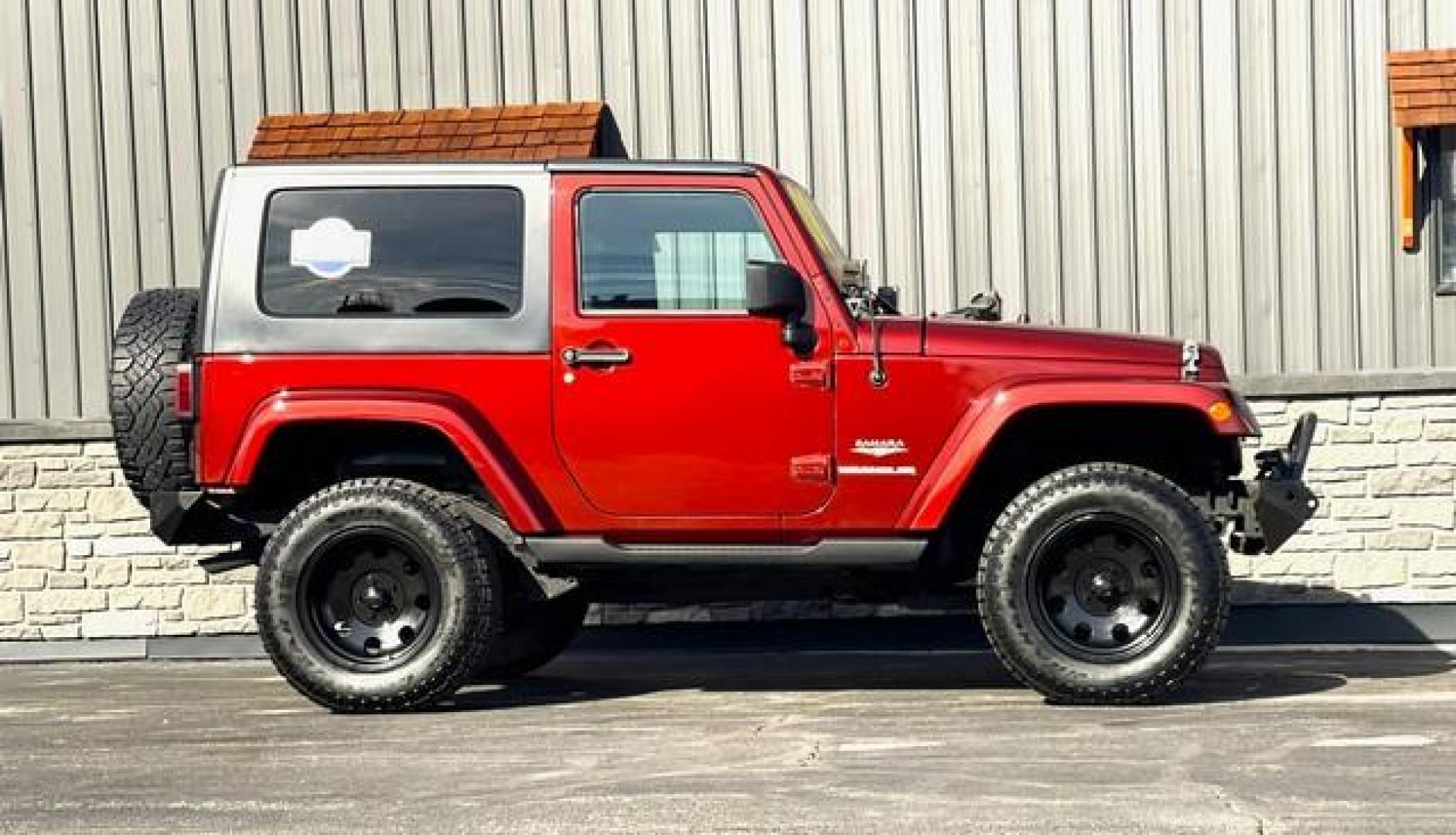 2008 RED ROCK JEEP WRANGLER (1J4FA54128L) with an V6,3.8L(231 CID),OHV engine, AUTOMATIC transmission, located at 14600 Frazho Road, Warren, MI, 48089, (586) 776-3400, 42.485996, -82.974220 - Photo#5