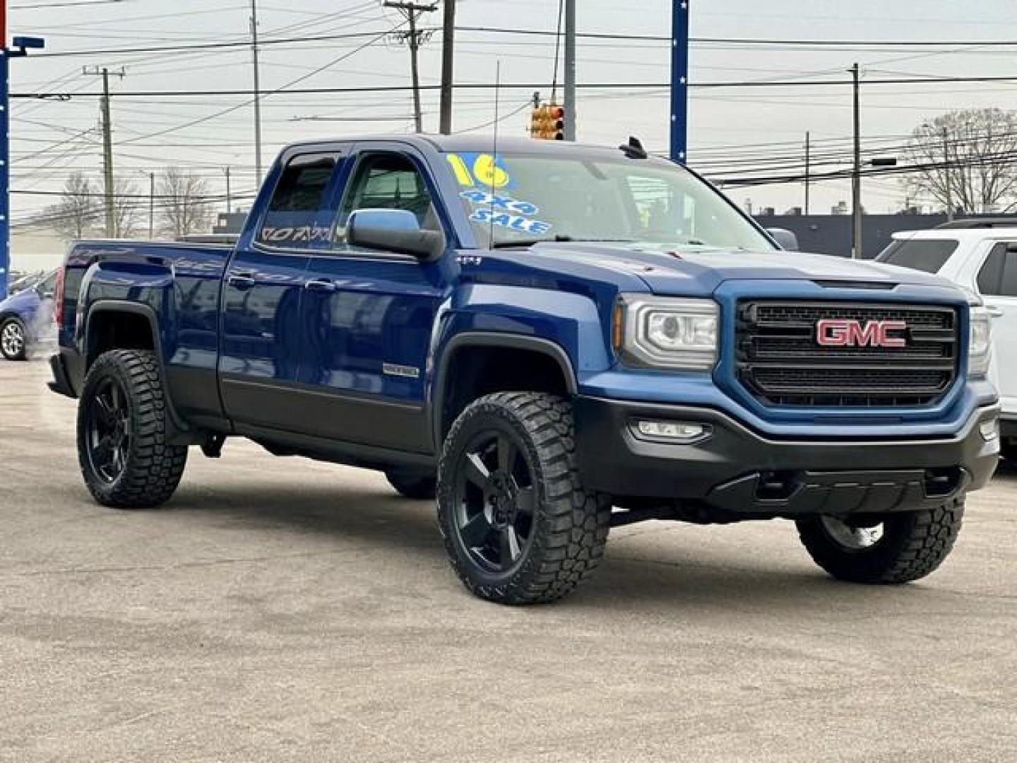 2016 STONE BLUE METALLIC GMC SIERRA 1500 (1GTV2LEC7GZ) with an V8,5.3L(325 CID),OHV engine, AUTOMATIC transmission, located at 14600 Frazho Road, Warren, MI, 48089, (586) 776-3400, 42.485996, -82.974220 - Photo#2