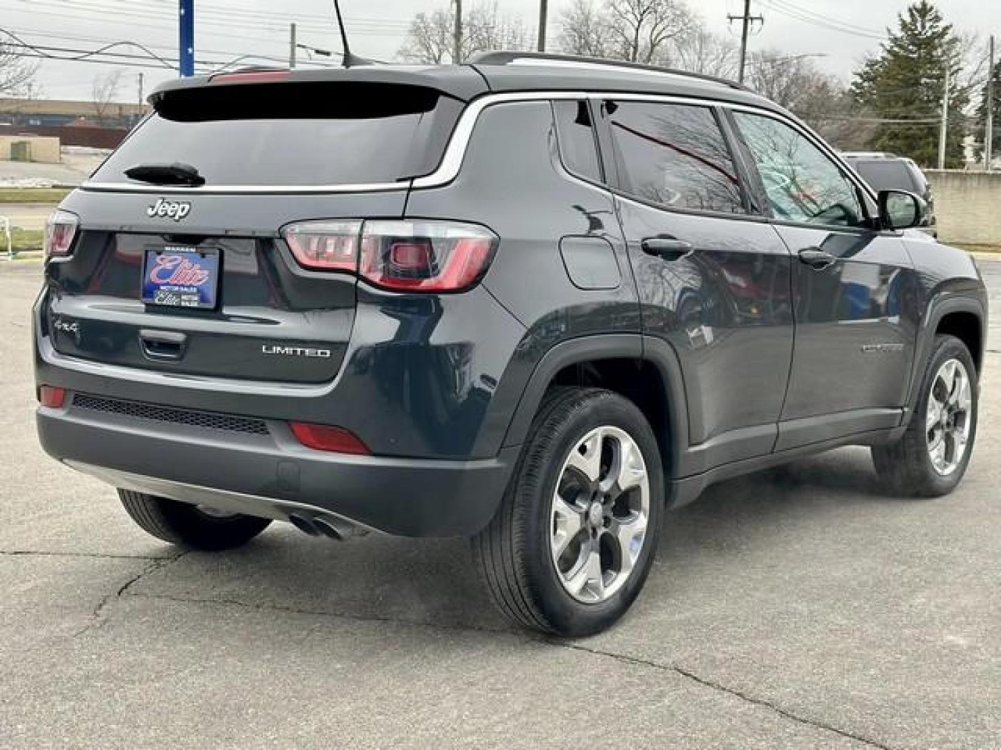 2018 RHINO CLEAR COAT JEEP COMPASS (3C4NJDCB0JT) with an L4,2.4L(144 CID), engine, AUTOMATIC transmission, located at 14600 Frazho Road, Warren, MI, 48089, (586) 776-3400, 42.485996, -82.974220 - Photo#4