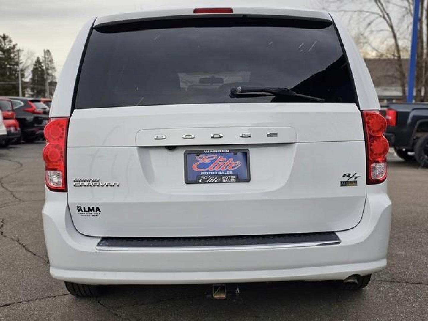 2016 WHITE DODGE GRAND CARAVAN (2C4RDGEG8GR) with an V6,3.6L(220 CID),DOHC engine, AUTOMATIC transmission, located at 14600 Frazho Road, Warren, MI, 48089, (586) 776-3400, 42.485996, -82.974220 - Photo#5