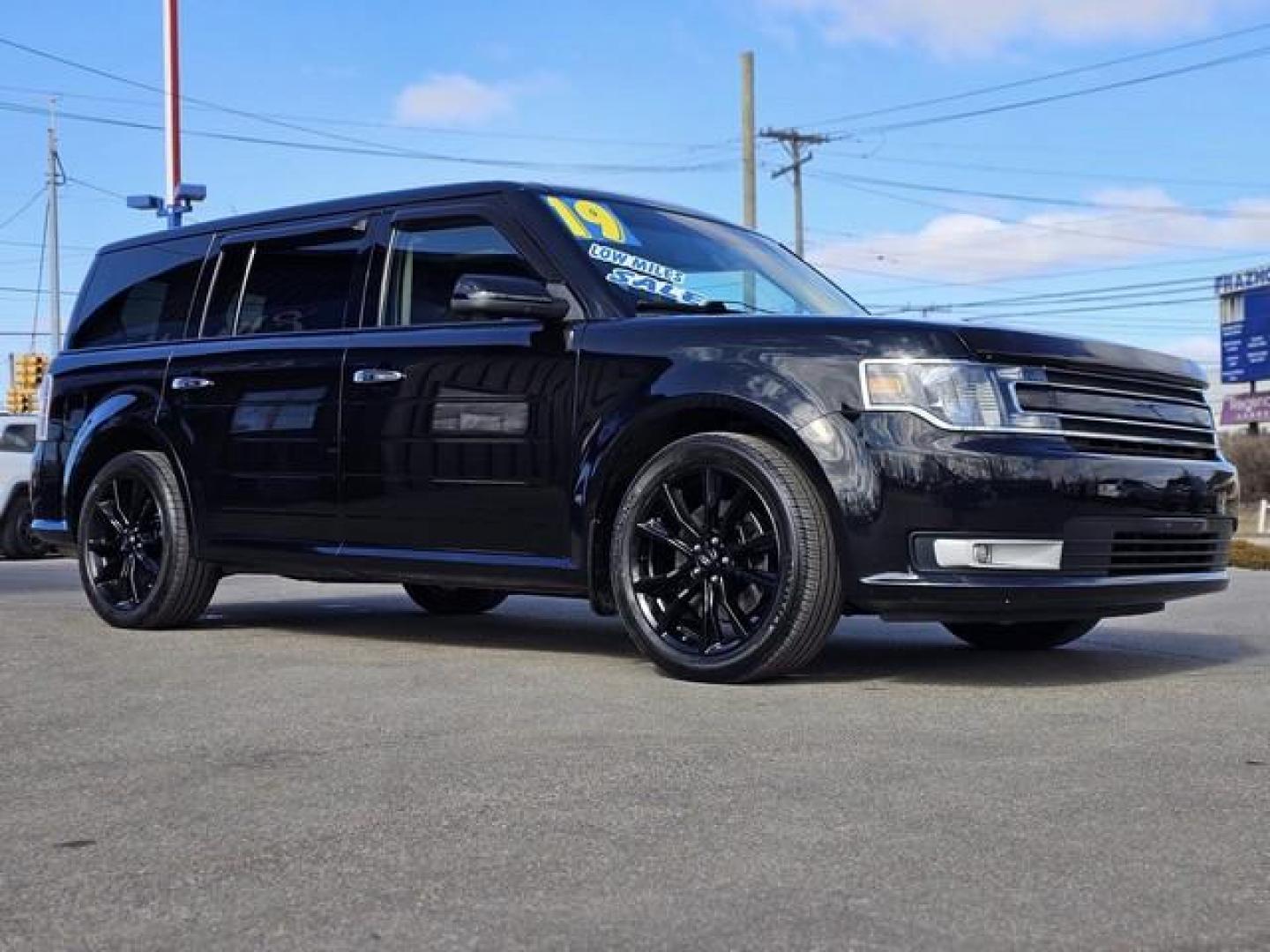 2019 BLACK FORD FLEX (2FMHK6C82KB) with an V6,3.5L(213 CID),DOHC engine, AUTOMATIC transmission, located at 14600 Frazho Road, Warren, MI, 48089, (586) 776-3400, 42.485996, -82.974220 - Photo#2