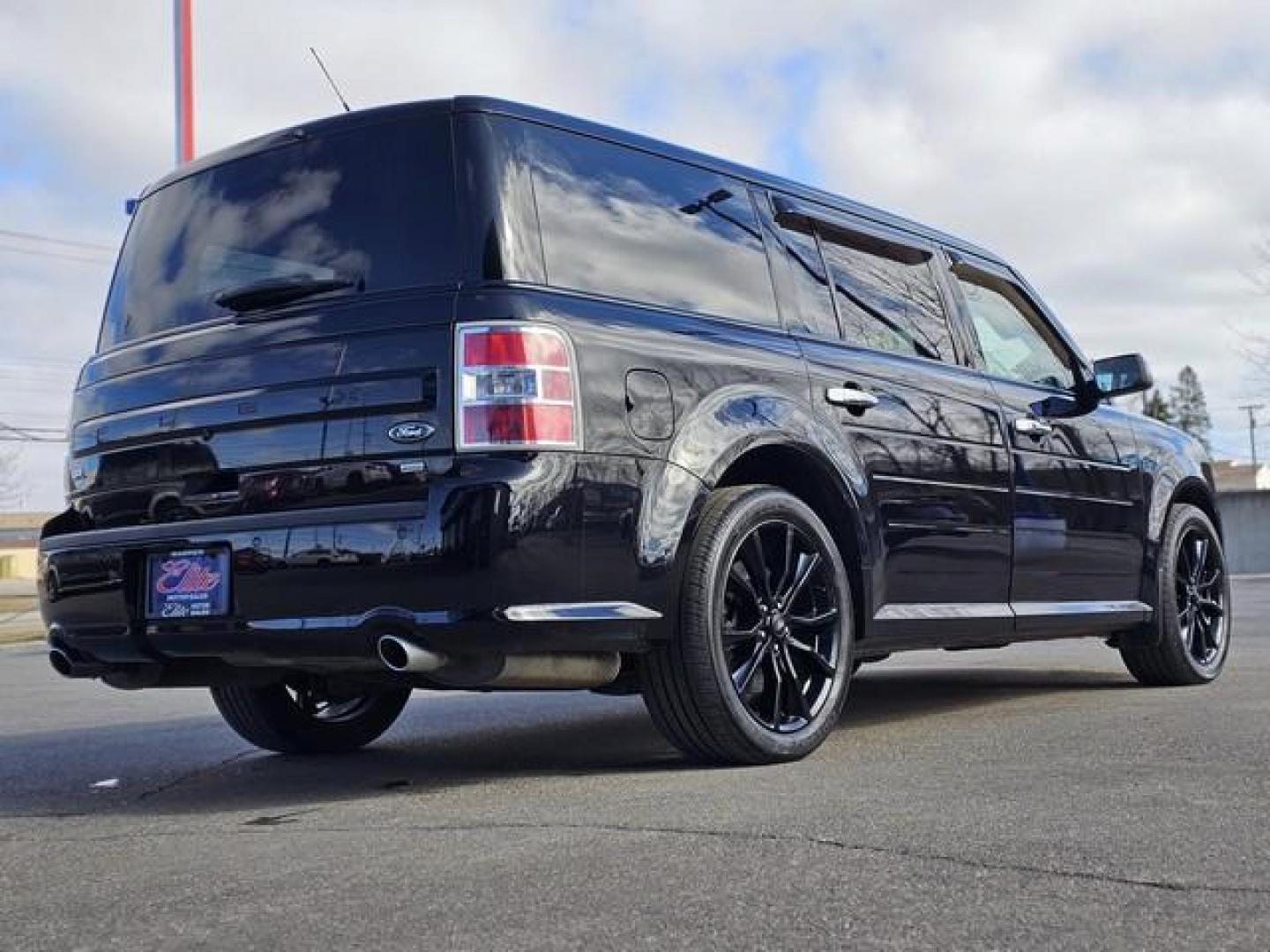 2019 BLACK FORD FLEX (2FMHK6C82KB) with an V6,3.5L(213 CID),DOHC engine, AUTOMATIC transmission, located at 14600 Frazho Road, Warren, MI, 48089, (586) 776-3400, 42.485996, -82.974220 - Photo#4