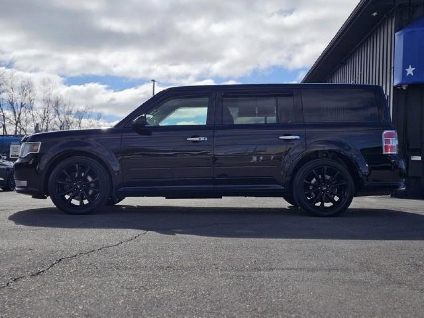 2019 BLACK FORD FLEX (2FMHK6C82KB) with an V6,3.5L(213 CID),DOHC engine, AUTOMATIC transmission, located at 14600 Frazho Road, Warren, MI, 48089, (586) 776-3400, 42.485996, -82.974220 - Photo#7