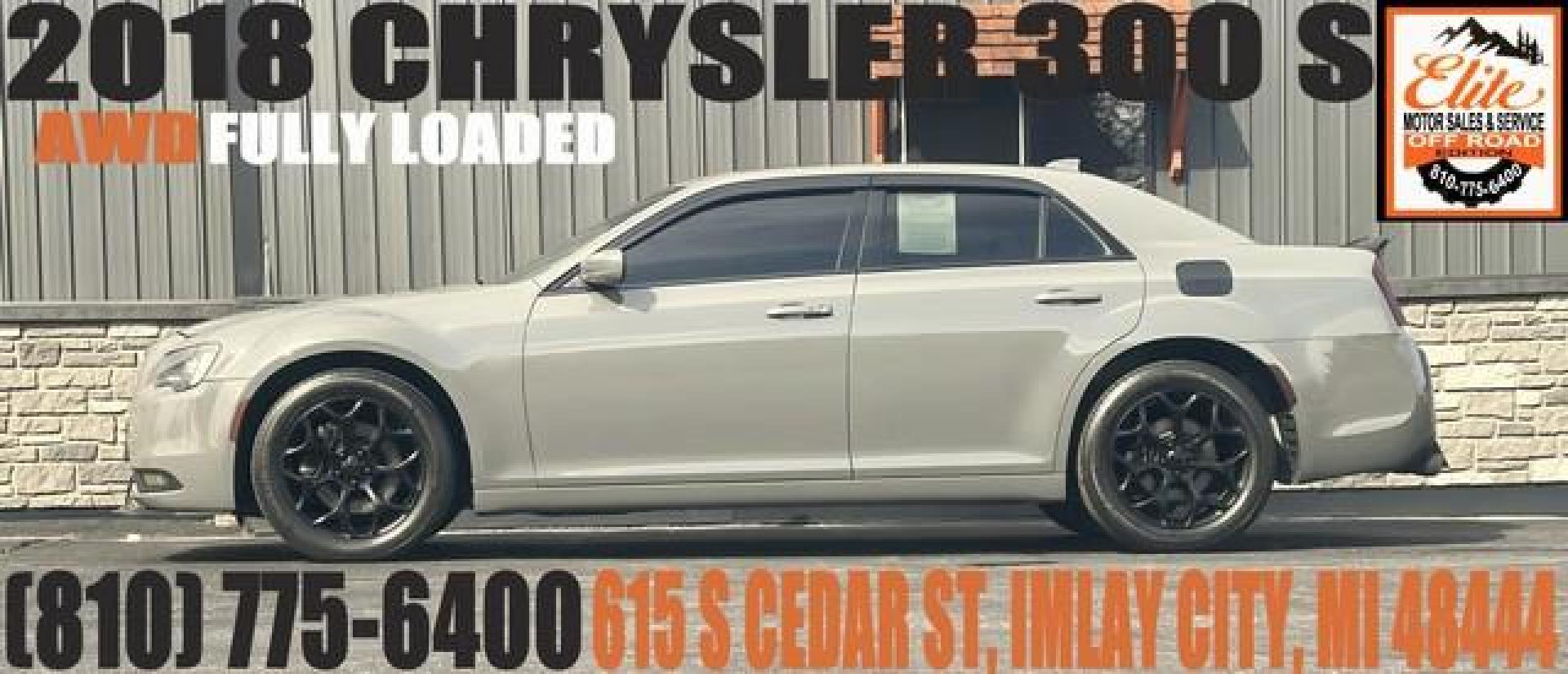 2018 CERAMIC GREY CHRYSLER 300 (2C3CCAGG1JH) with an V6,3.6L(220 CID),DOHC engine, AUTOMATIC transmission, located at 14600 Frazho Road, Warren, MI, 48089, (586) 776-3400, 42.485996, -82.974220 - Photo#0