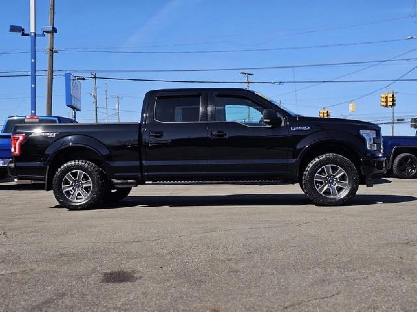 2017 BLACK FORD F-150 (1FTFW1EF9HF) with an V8,5.0L(302 CID),DOHC engine, AUTOMATIC transmission, located at 14600 Frazho Road, Warren, MI, 48089, (586) 776-3400, 42.485996, -82.974220 - Photo#3