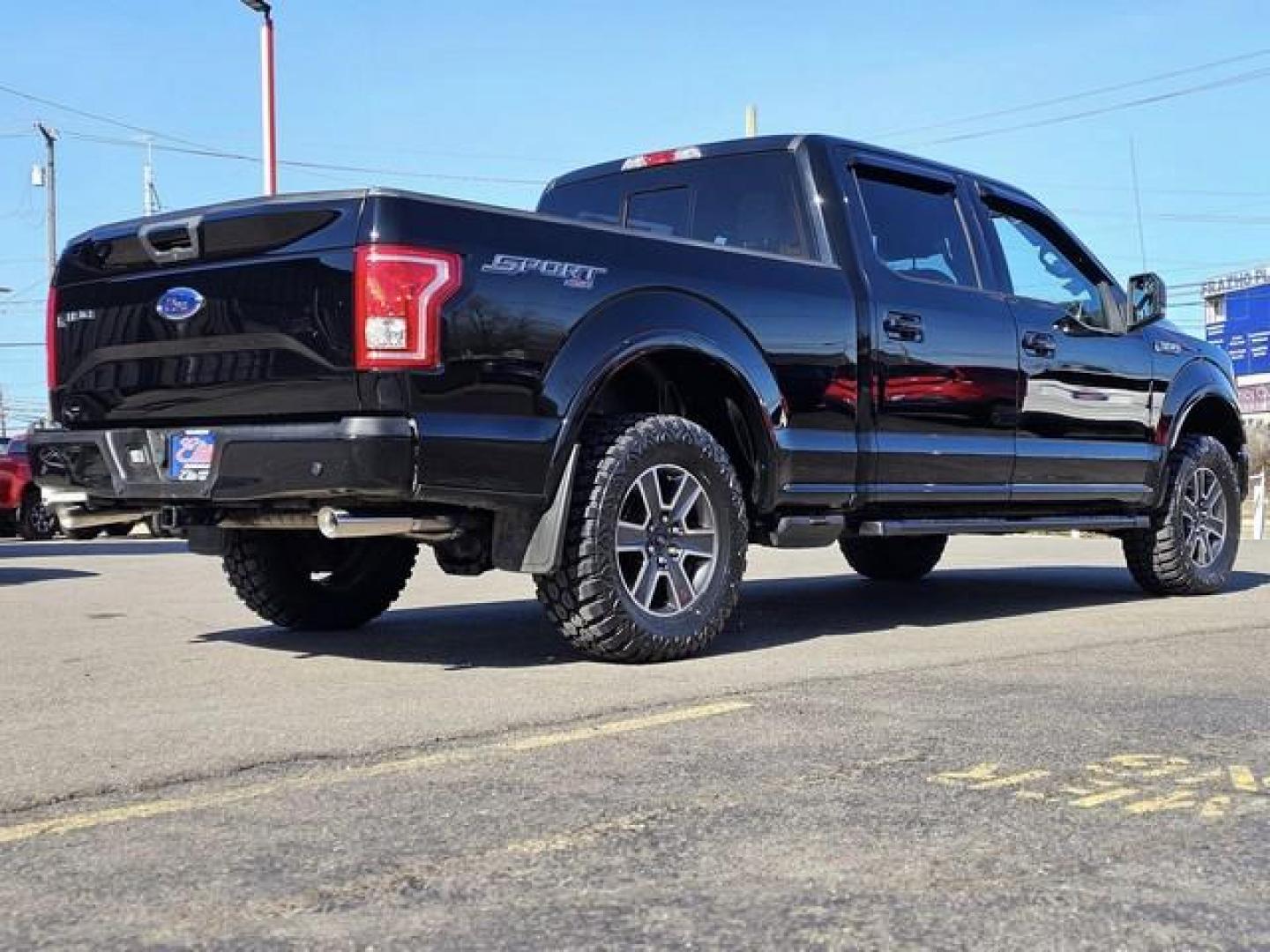 2017 BLACK FORD F-150 (1FTFW1EF9HF) with an V8,5.0L(302 CID),DOHC engine, AUTOMATIC transmission, located at 14600 Frazho Road, Warren, MI, 48089, (586) 776-3400, 42.485996, -82.974220 - Photo#4