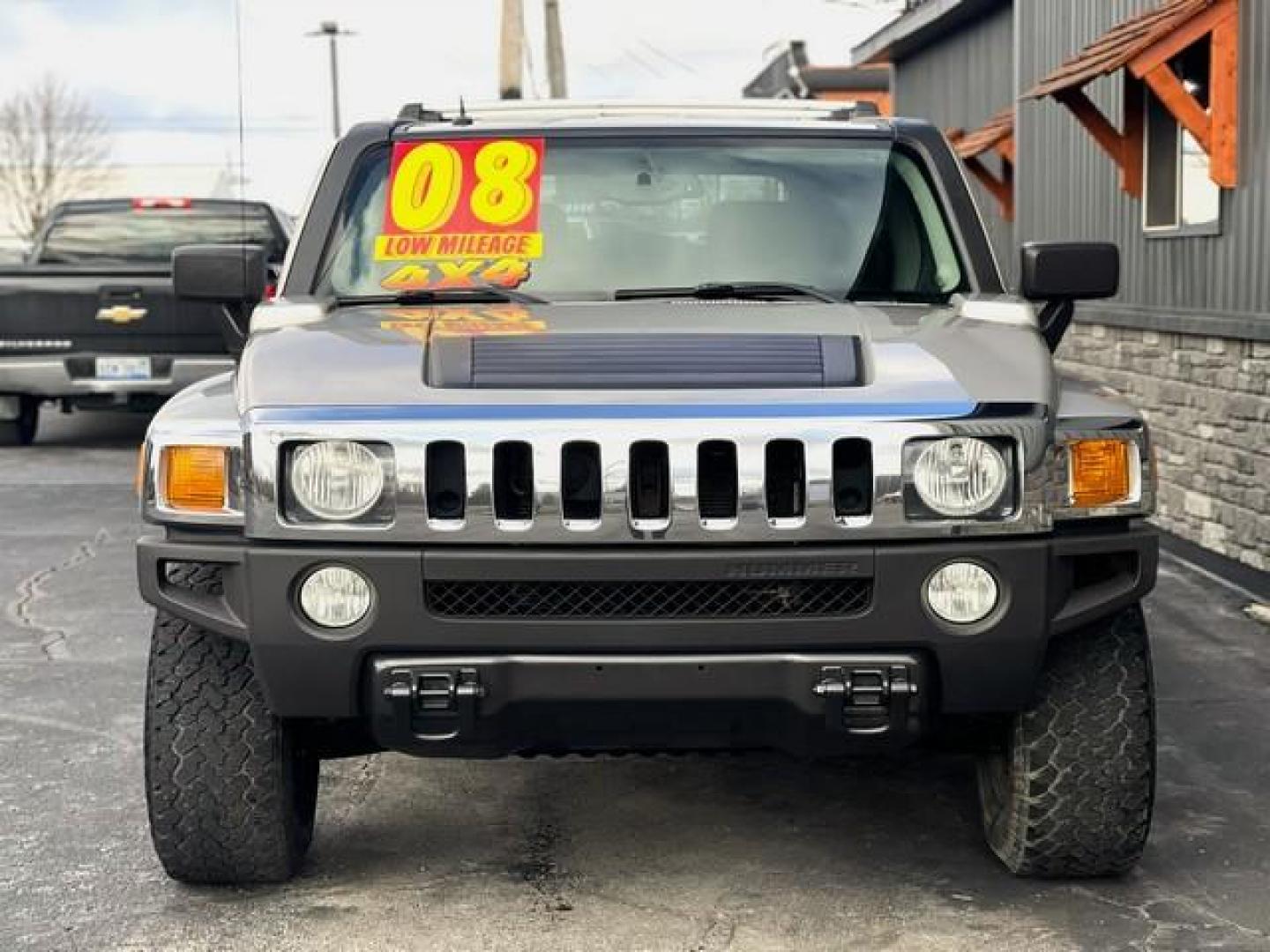 2008 PEWTER HUMMER H3 (5GTEN13E888) with an L5,3.7L(223 CID),DOHC engine, AUTOMATIC transmission, located at 14600 Frazho Road, Warren, MI, 48089, (586) 776-3400, 42.485996, -82.974220 - Photo#1