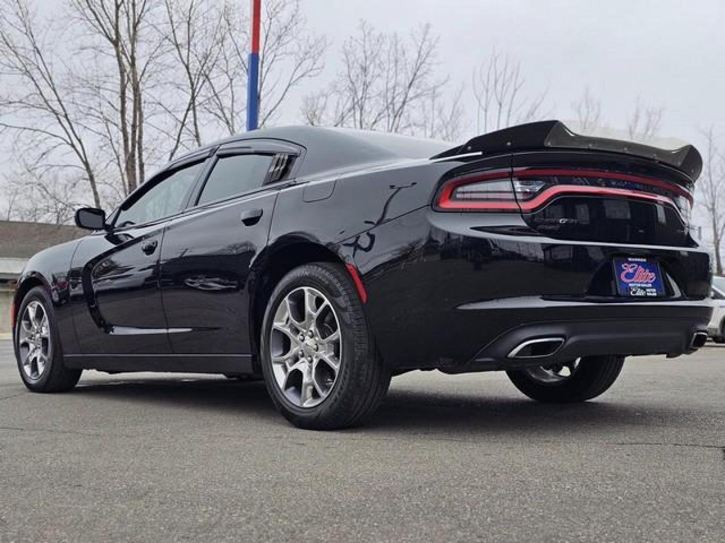 2016 BLACK DODGE CHARGER (2C3CDXJG7GH) with an V6,3.6L(220 CID),DOHC engine, AUTOMATIC transmission, located at 14600 Frazho Road, Warren, MI, 48089, (586) 776-3400, 42.485996, -82.974220 - Photo#6