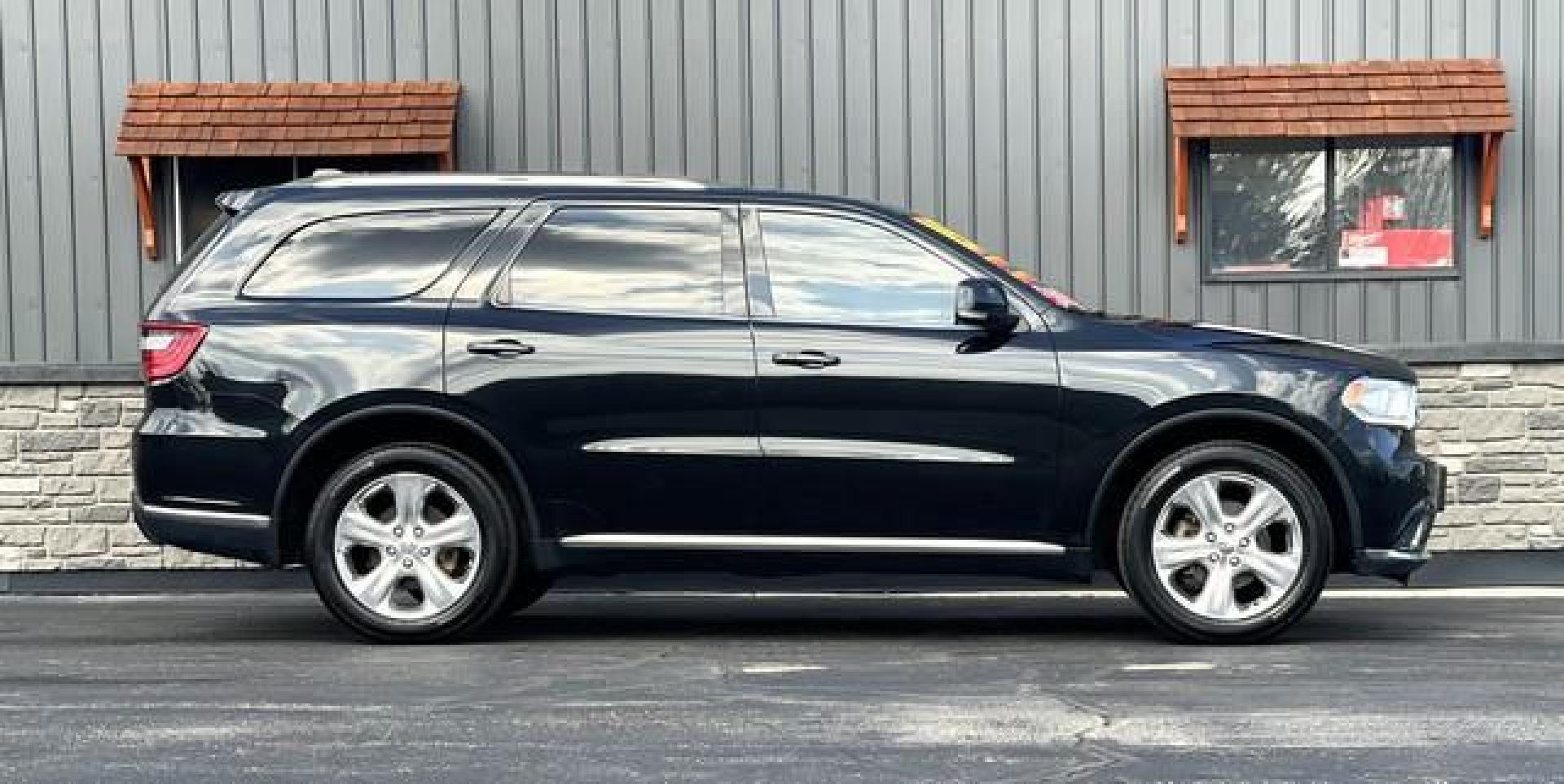 2015 BLACK DODGE DURANGO (1C4RDJDG7FC) with an V6,3.6L(220 CID),DOHC engine, AUTOMATIC transmission, located at 14600 Frazho Road, Warren, MI, 48089, (586) 776-3400, 42.485996, -82.974220 - Photo#3