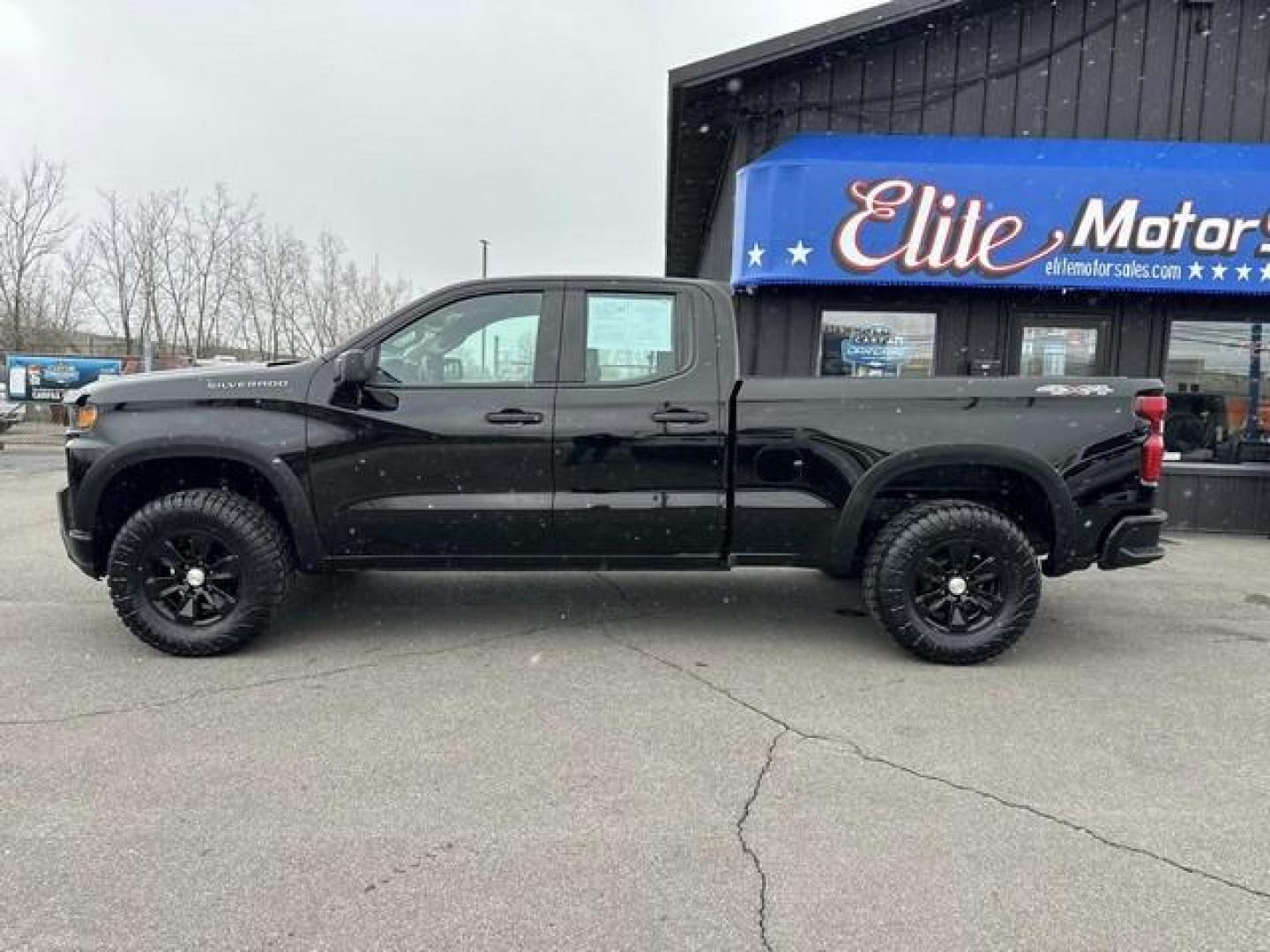 2020 BLACK CHEVROLET SILVERADO 1500 (1GCRYAEH7LZ) with an ,( CID), engine, AUTOMATIC transmission, located at 14600 Frazho Road, Warren, MI, 48089, (586) 776-3400, 42.485996, -82.974220 - Photo#7