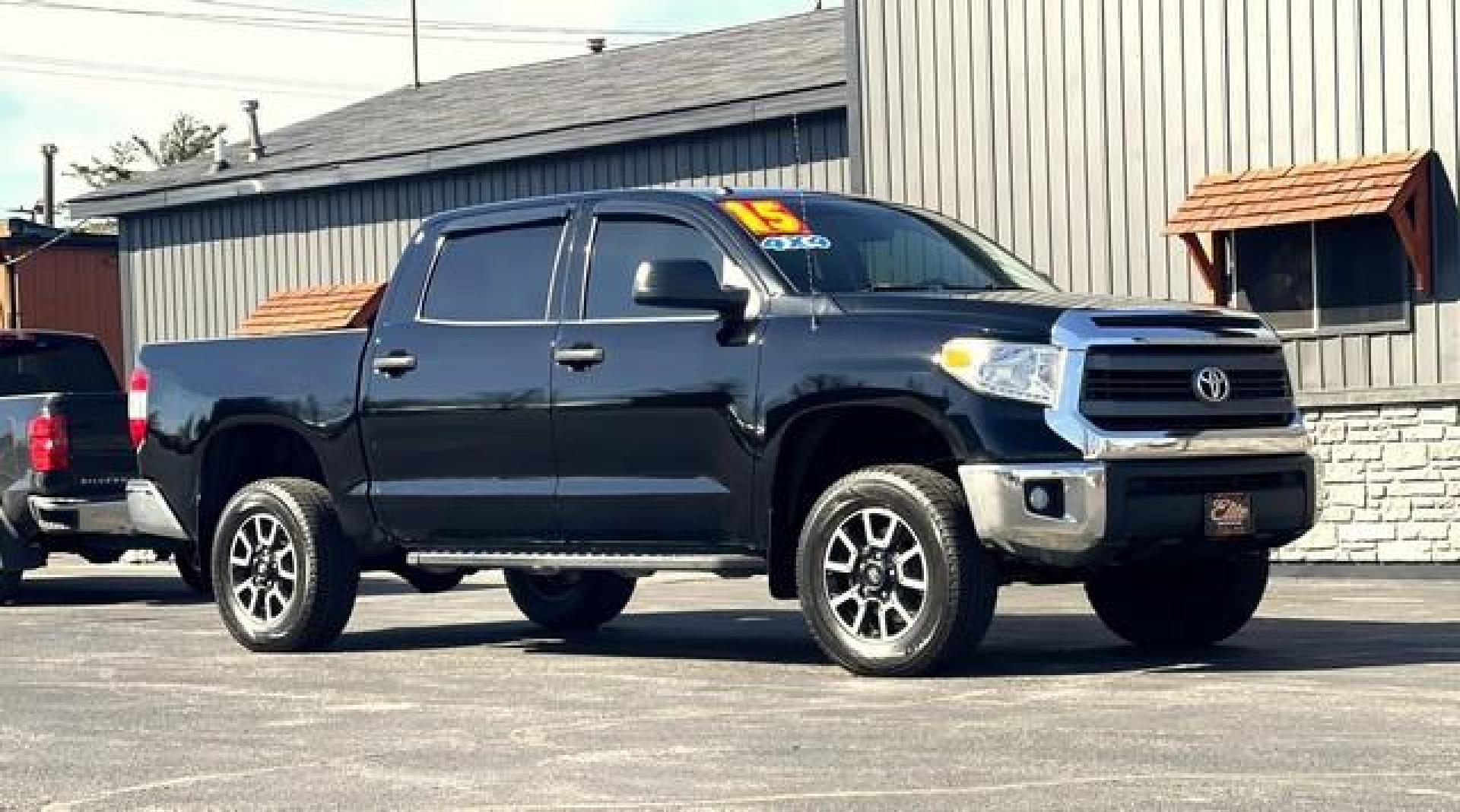 2015 BLACK TOYOTA TUNDRA PICKUP (5TFDY5F14FX) with an V8,5.7L(346 CID),DOHC engine, AUTOMATIC transmission, located at 14600 Frazho Road, Warren, MI, 48089, (586) 776-3400, 42.485996, -82.974220 - Photo#1