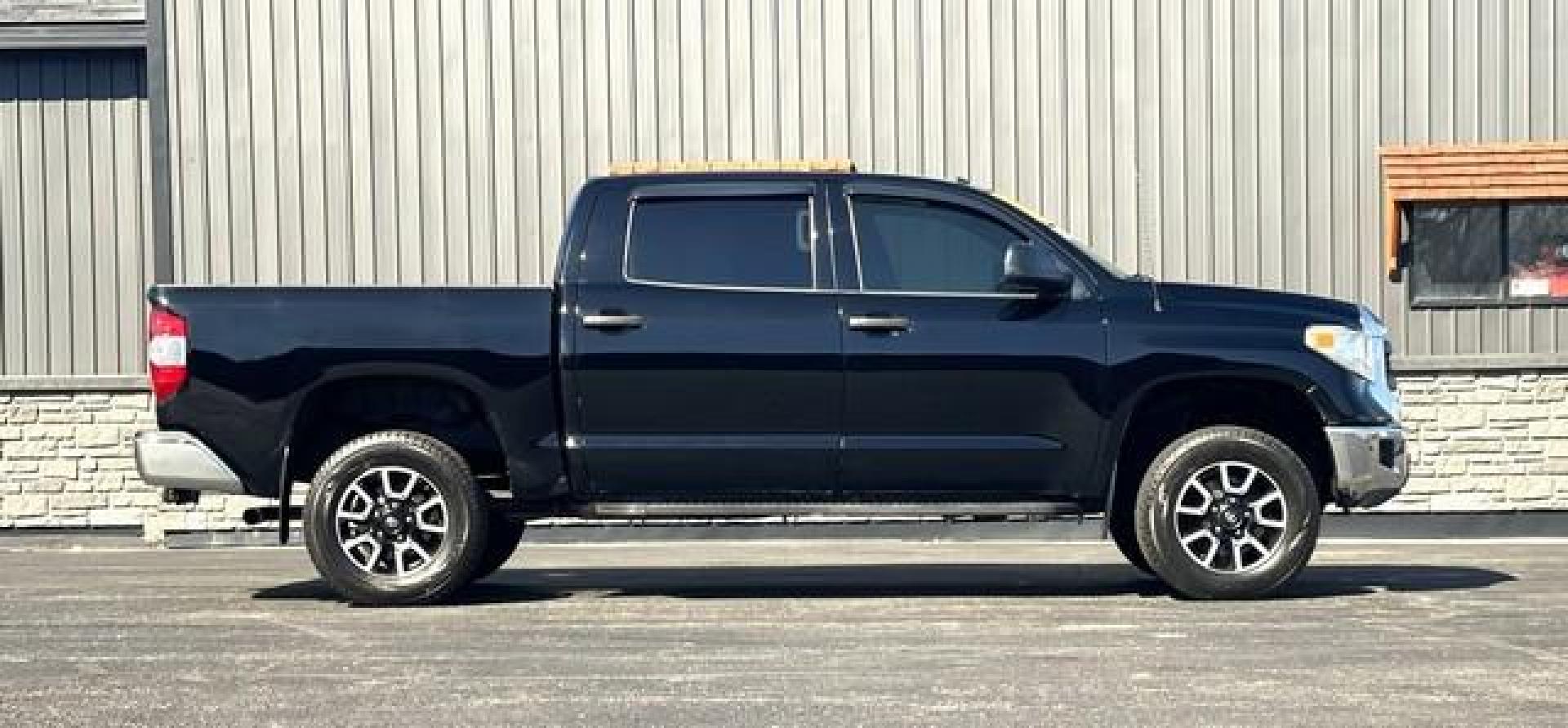 2015 BLACK TOYOTA TUNDRA PICKUP (5TFDY5F14FX) with an V8,5.7L(346 CID),DOHC engine, AUTOMATIC transmission, located at 14600 Frazho Road, Warren, MI, 48089, (586) 776-3400, 42.485996, -82.974220 - Photo#2