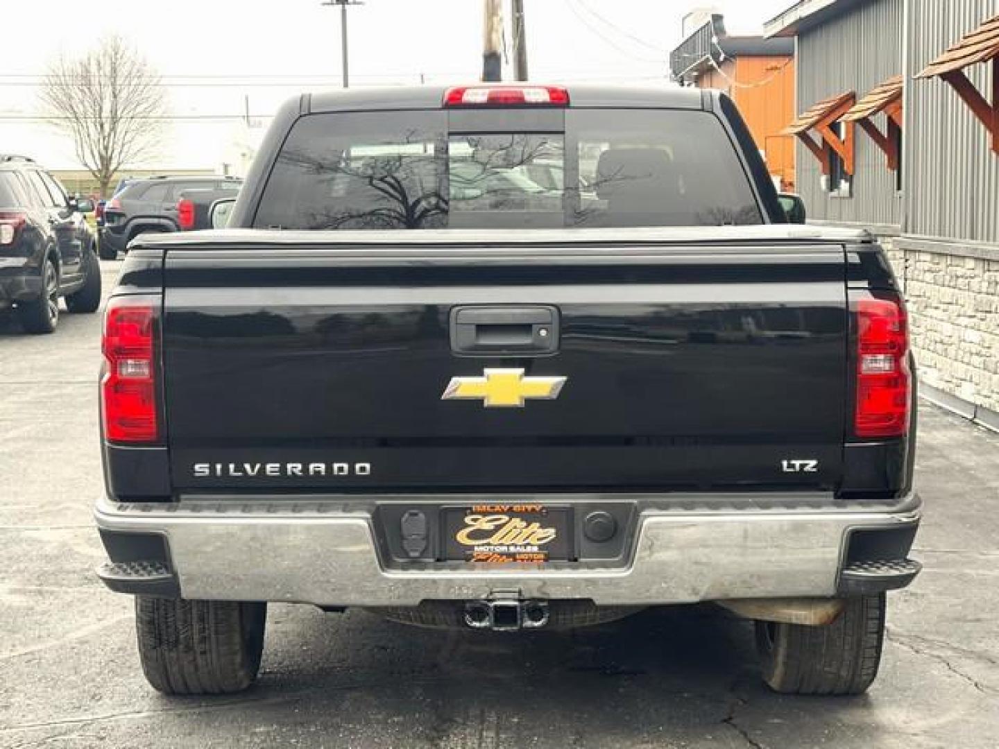 2014 BLACK CHEVROLET SILVERADO 1500 (3GCUKSEC2EG) with an V8,5.3L(325 CID),OHV engine, AUTOMATIC transmission, located at 14600 Frazho Road, Warren, MI, 48089, (586) 776-3400, 42.485996, -82.974220 - Photo#6