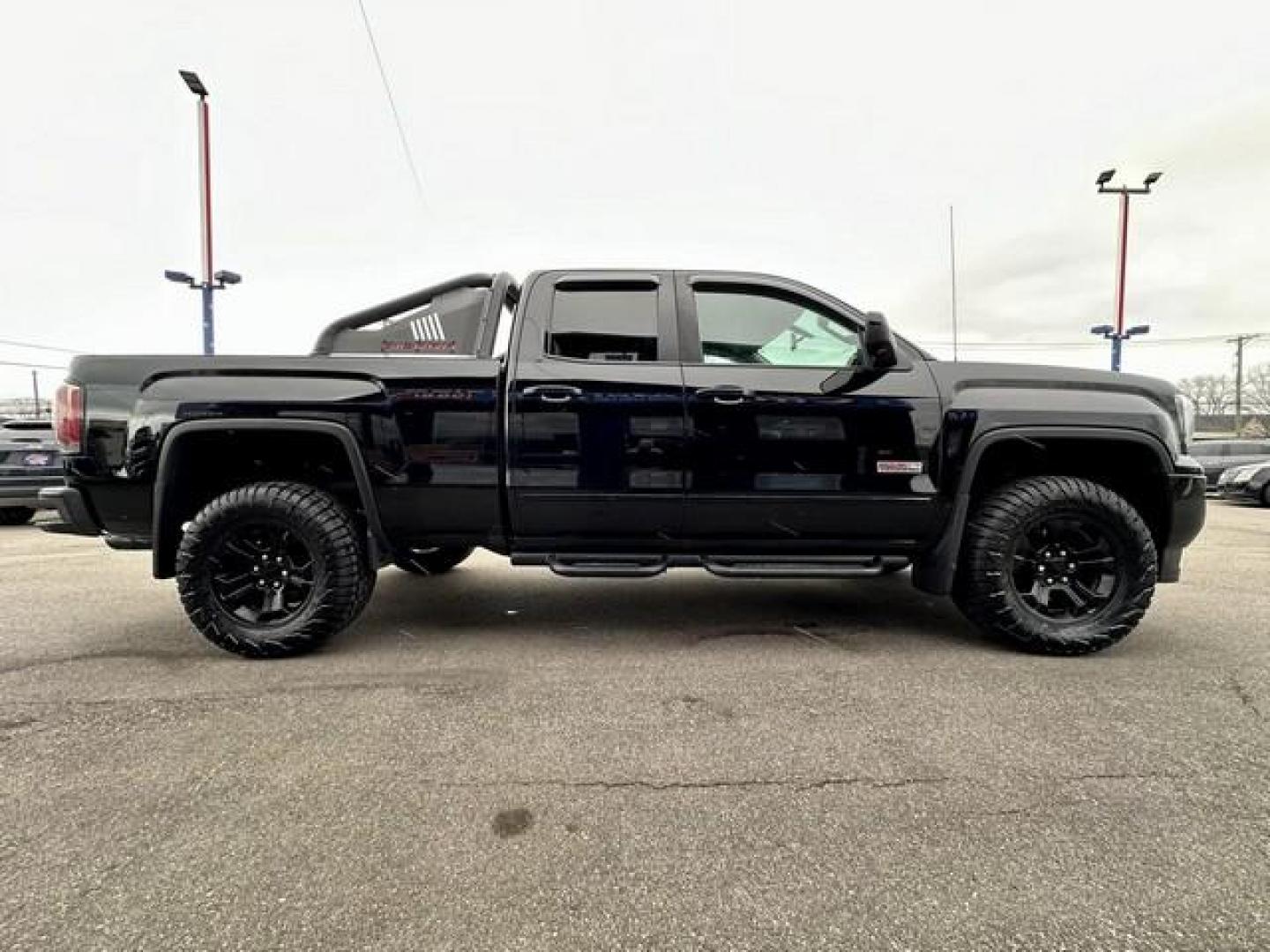 2017 BLACK GMC SIERRA 1500 (1GTV2NEC0HZ) with an V8,5.3L(325 CID),OHV engine, AUTOMATIC transmission, located at 14600 Frazho Road, Warren, MI, 48089, (586) 776-3400, 42.485996, -82.974220 - Photo#3