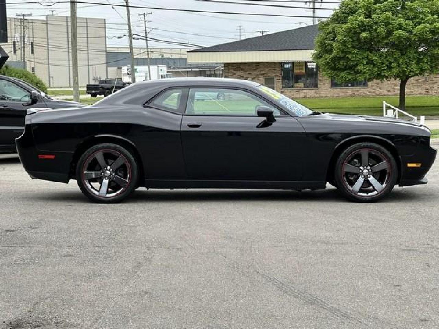 2013 BLACK DODGE CHALLENGER (2C3CDYAG6DH) with an V6,3.6L(220 CID),DOHC engine, AUTOMATIC transmission, located at 14600 Frazho Road, Warren, MI, 48089, (586) 776-3400, 42.485996, -82.974220 - Photo#3