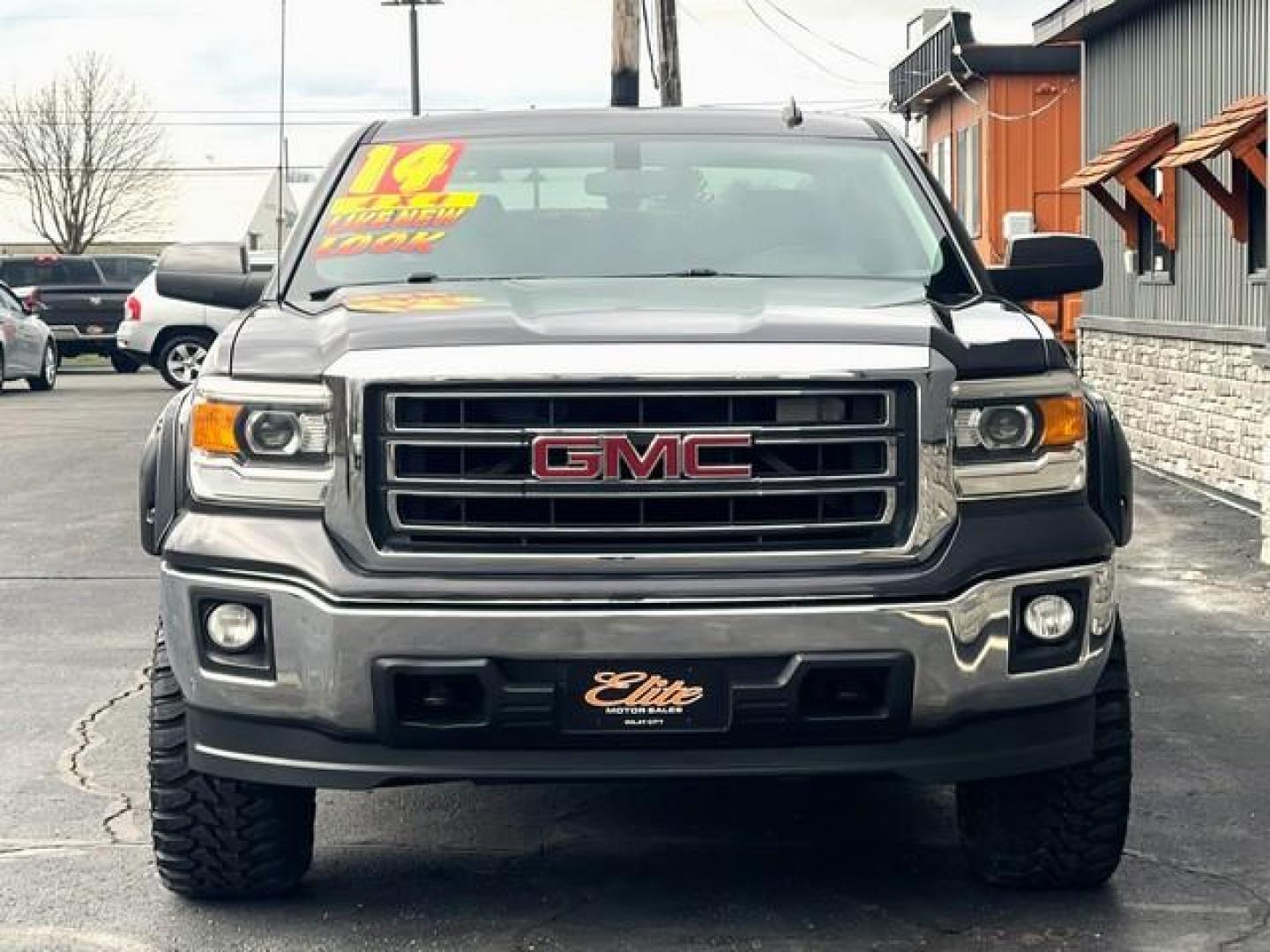 2014 GRAY GMC SIERRA 1500 (3GTU2UEC5EG) with an V8,5.3L(325 CID),OHV engine, AUTOMATIC transmission, located at 14600 Frazho Road, Warren, MI, 48089, (586) 776-3400, 42.485996, -82.974220 - Photo#3