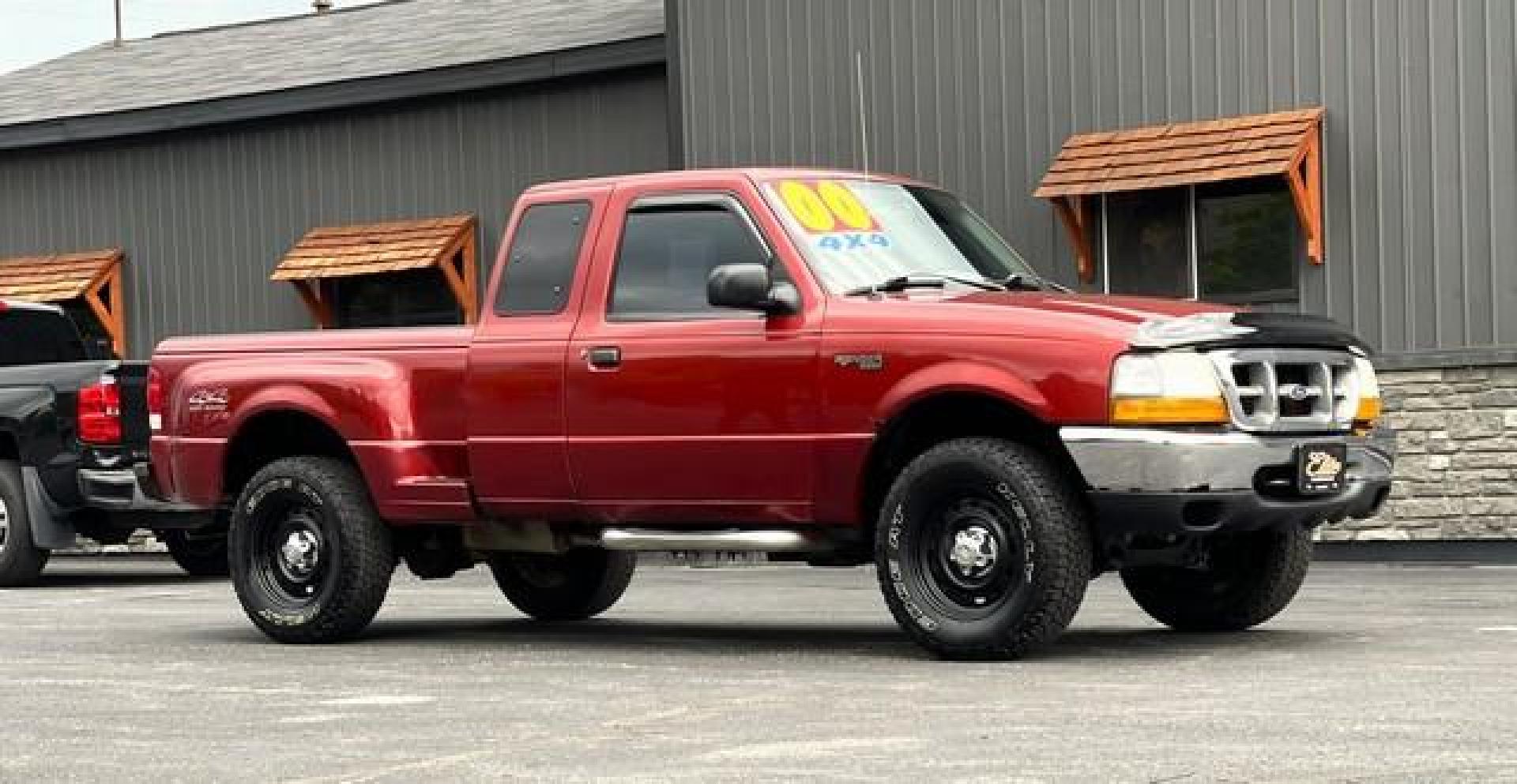 2000 RED FORD RANGER (1FTZR15V7YP) with an V6,3.0L(182 CID),OHV engine, AUTOMATIC transmission, located at 14600 Frazho Road, Warren, MI, 48089, (586) 776-3400, 42.485996, -82.974220 - Photo#3