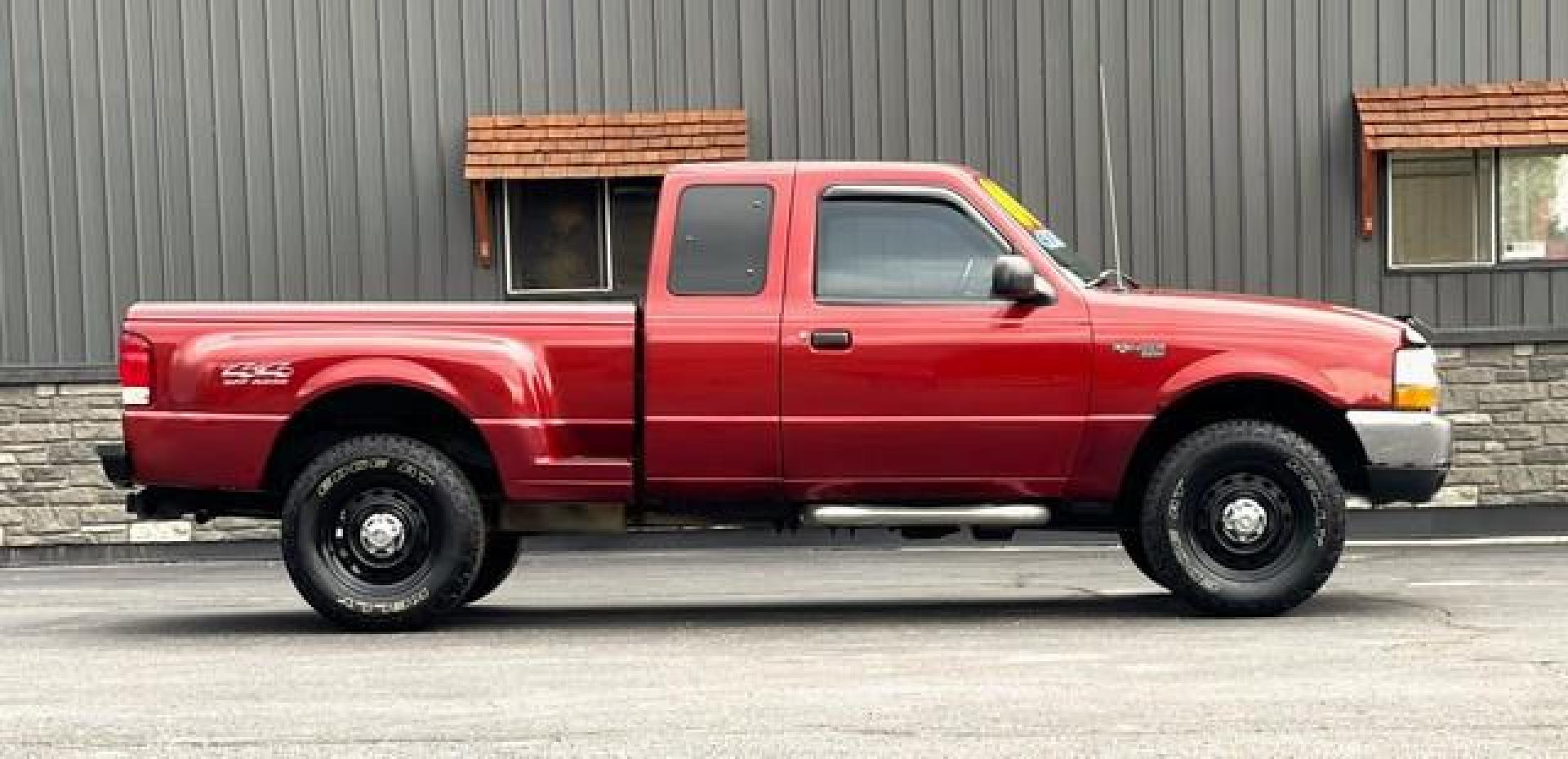 2000 RED FORD RANGER (1FTZR15V7YP) with an V6,3.0L(182 CID),OHV engine, AUTOMATIC transmission, located at 14600 Frazho Road, Warren, MI, 48089, (586) 776-3400, 42.485996, -82.974220 - Photo#5