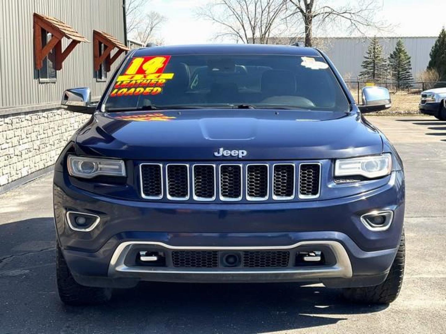 2014 BLUE JEEP GRAND CHEROKEE (1C4RJFCT0EC) with an V8,5.7L(345 CID),OHV engine, AUTOMATIC transmission, located at 14600 Frazho Road, Warren, MI, 48089, (586) 776-3400, 42.485996, -82.974220 - Photo#5