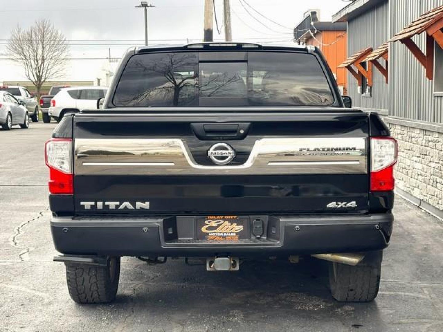 2017 BLACK NISSAN TITAN (1N6AA1E59HN) with an V8,5.6L( CID),DOHC engine, AUTOMATIC transmission, located at 14600 Frazho Road, Warren, MI, 48089, (586) 776-3400, 42.485996, -82.974220 - Photo#6