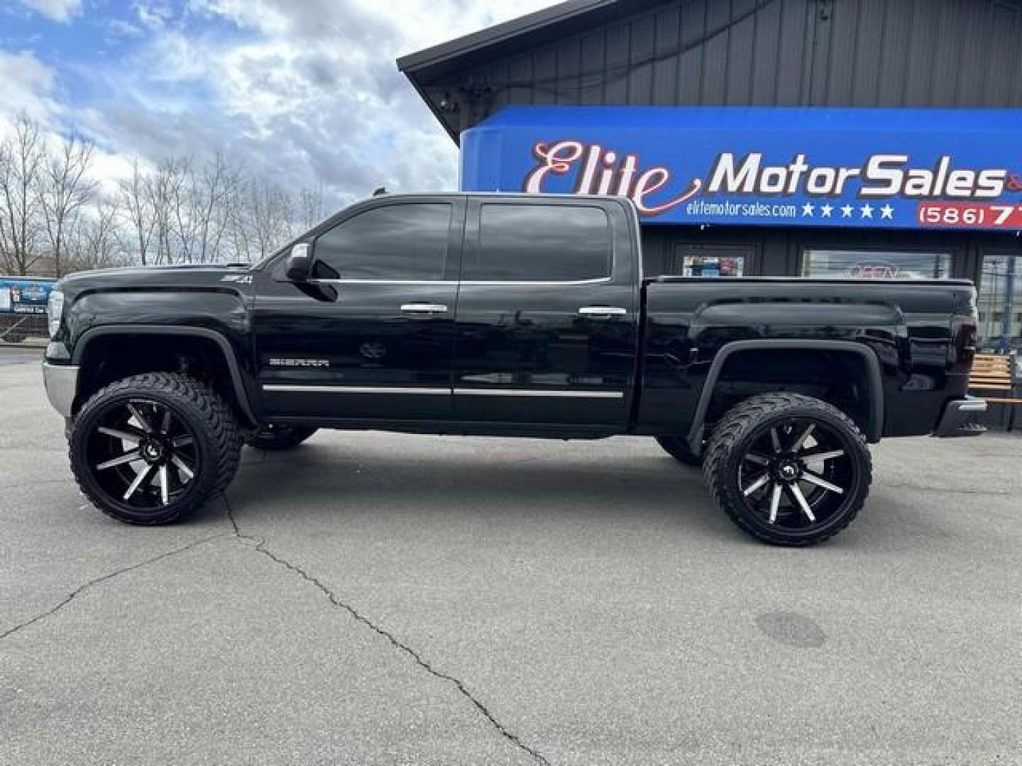 2014 BLACK GMC SIERRA 1500 (3GTU2VEC7EG) with an V8,5.3L(325 CID),OHV engine, AUTOMATIC transmission, located at 14600 Frazho Road, Warren, MI, 48089, (586) 776-3400, 42.485996, -82.974220 - Photo#16