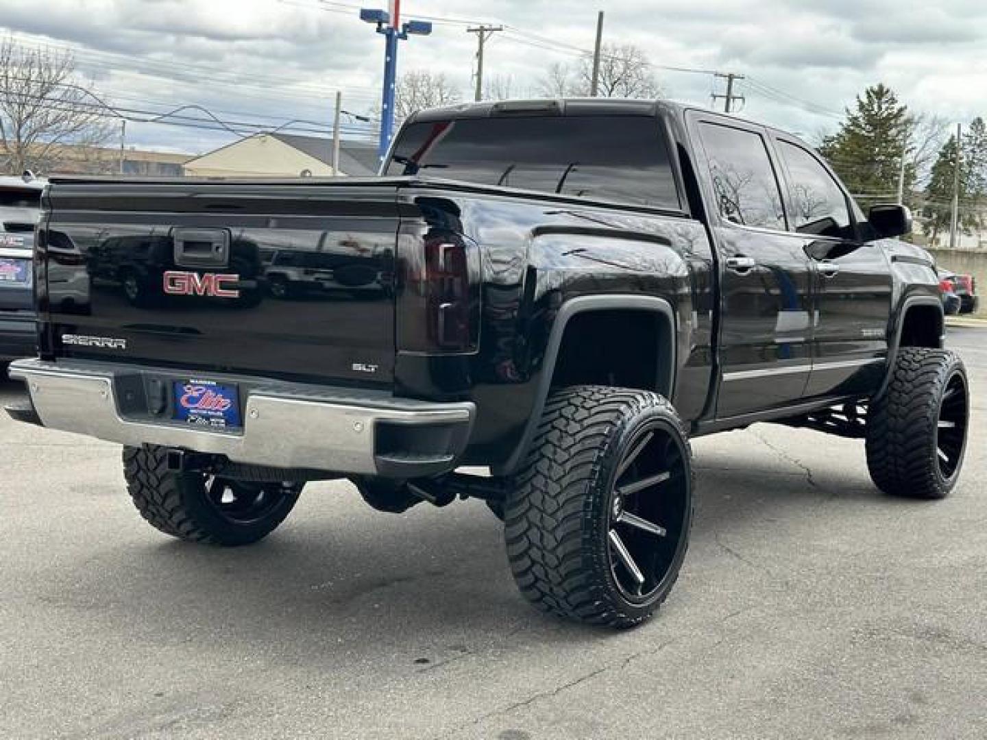 2014 BLACK GMC SIERRA 1500 (3GTU2VEC7EG) with an V8,5.3L(325 CID),OHV engine, AUTOMATIC transmission, located at 14600 Frazho Road, Warren, MI, 48089, (586) 776-3400, 42.485996, -82.974220 - Photo#4