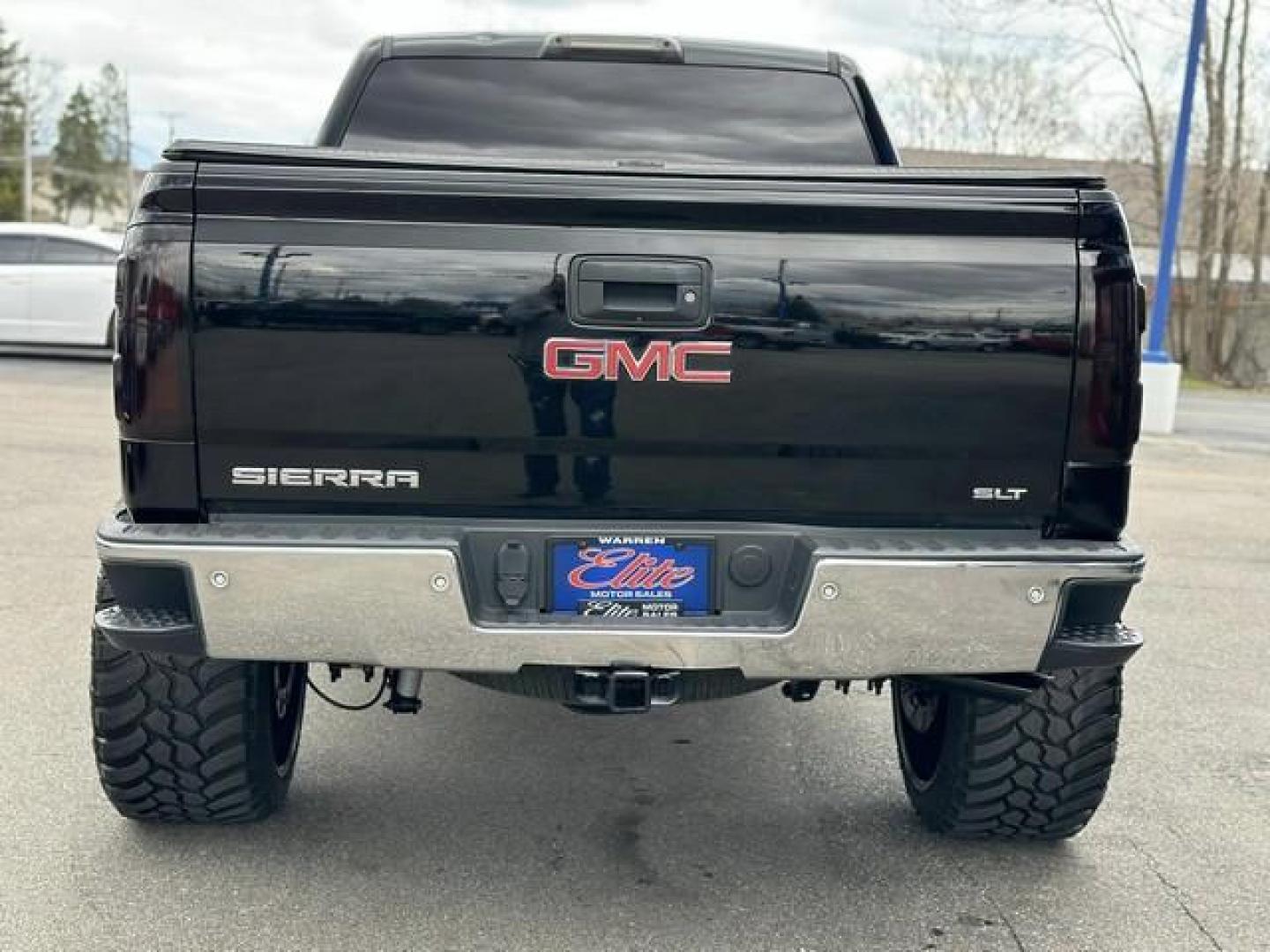 2014 BLACK GMC SIERRA 1500 (3GTU2VEC7EG) with an V8,5.3L(325 CID),OHV engine, AUTOMATIC transmission, located at 14600 Frazho Road, Warren, MI, 48089, (586) 776-3400, 42.485996, -82.974220 - Photo#5