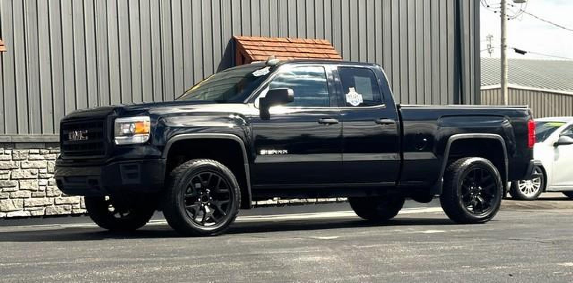 2015 BLACK GMC SIERRA 1500 (1GTV2TEC5FZ) with an V8,5.3L(325 CID),OHV engine, AUTOMATIC transmission, located at 14600 Frazho Road, Warren, MI, 48089, (586) 776-3400, 42.485996, -82.974220 - Photo#1