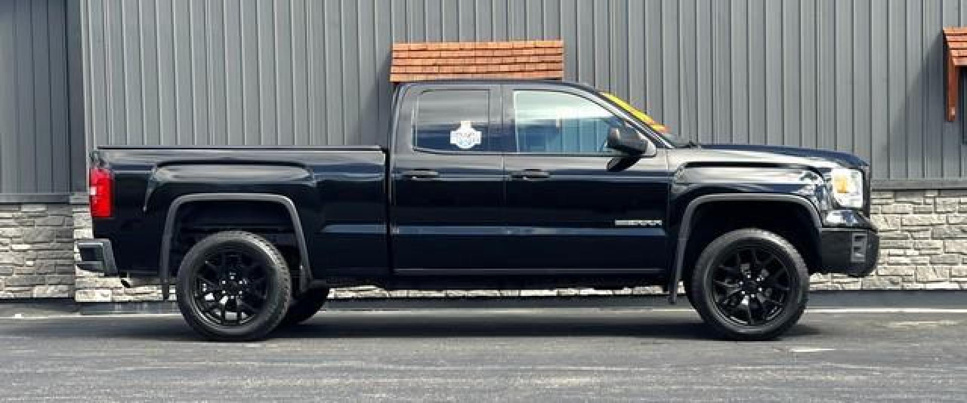 2015 BLACK GMC SIERRA 1500 (1GTV2TEC5FZ) with an V8,5.3L(325 CID),OHV engine, AUTOMATIC transmission, located at 14600 Frazho Road, Warren, MI, 48089, (586) 776-3400, 42.485996, -82.974220 - Photo#4