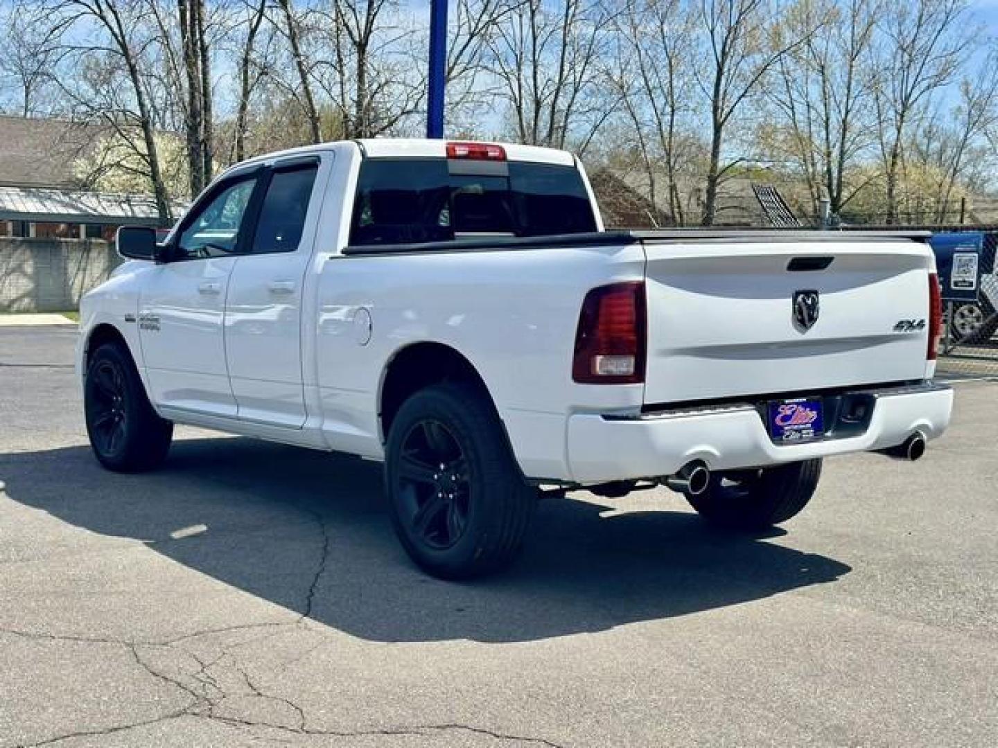 2014 WHITE RAM 1500 (1C6RR7HT9ES) with an V8,5.7L(345 CID),OHV engine, located at 14600 Frazho Road, Warren, MI, 48089, (586) 776-3400, 42.485996, -82.974220 - Photo#4