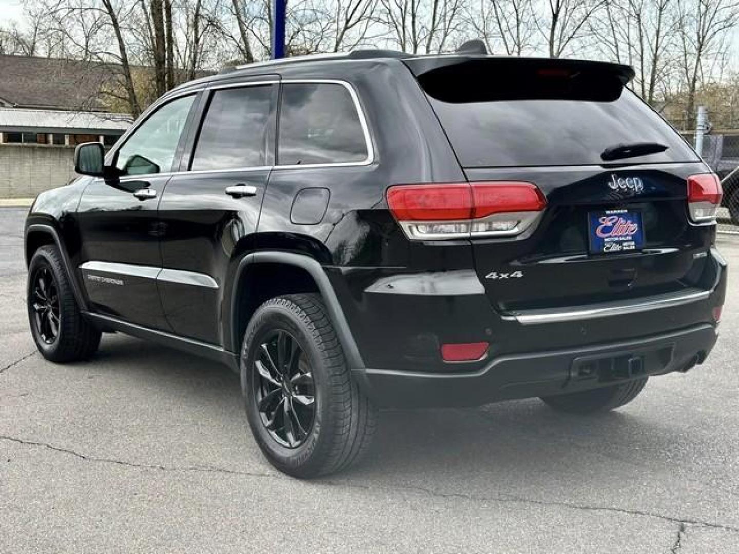 2016 BLACK JEEP GRAND CHEROKEE (1C4RJFBG2GC) with an V6,3.6L(220 CID),DOHC engine, located at 14600 Frazho Road, Warren, MI, 48089, (586) 776-3400, 42.485996, -82.974220 - Photo#6