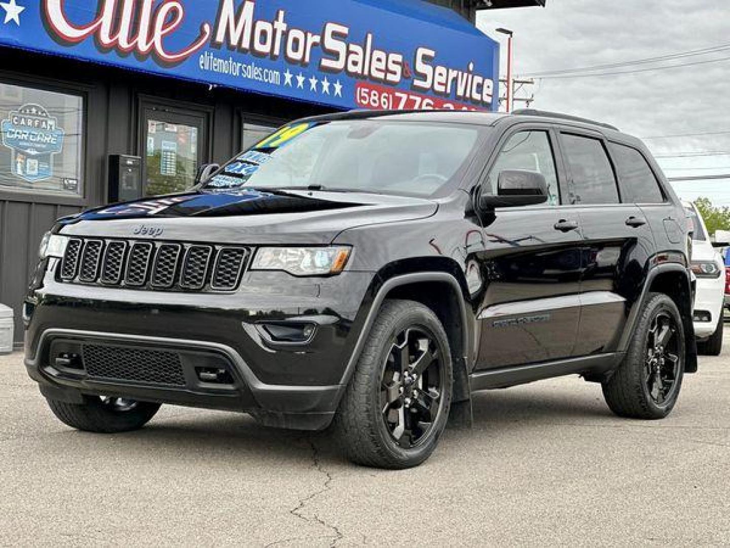 2019 BLACK JEEP GRAND CHEROKEE LAREDO/ALT (1C4RJFAG9KC) with an V6,3.6L(220 CID),DOHC engine, AUTOMATIC transmission, located at 14600 Frazho Road, Warren, MI, 48089, (586) 776-3400, 42.485996, -82.974220 - Photo#0