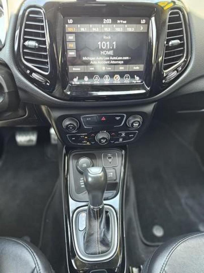 2019 BLACK JEEP COMPASS (3C4NJDCB9KT) with an L4,2.4L(144 CID), engine, AUTOMATIC transmission, located at 14600 Frazho Road, Warren, MI, 48089, (586) 776-3400, 42.485996, -82.974220 - Photo#14