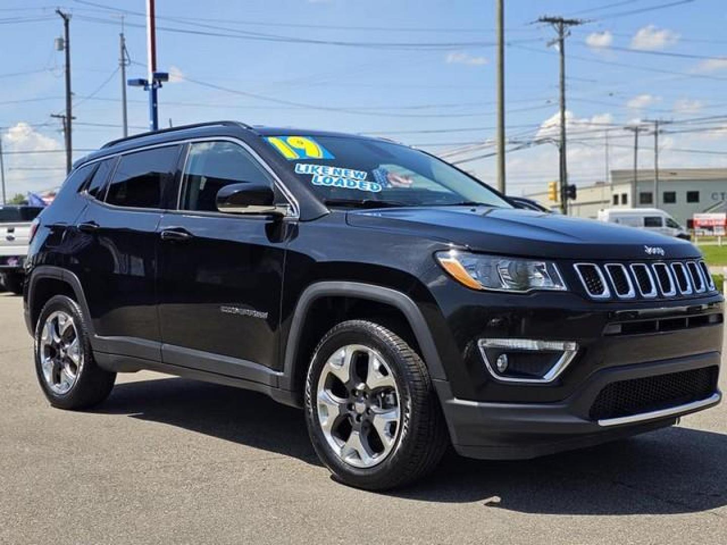 2019 BLACK JEEP COMPASS (3C4NJDCB9KT) with an L4,2.4L(144 CID), engine, AUTOMATIC transmission, located at 14600 Frazho Road, Warren, MI, 48089, (586) 776-3400, 42.485996, -82.974220 - Photo#2