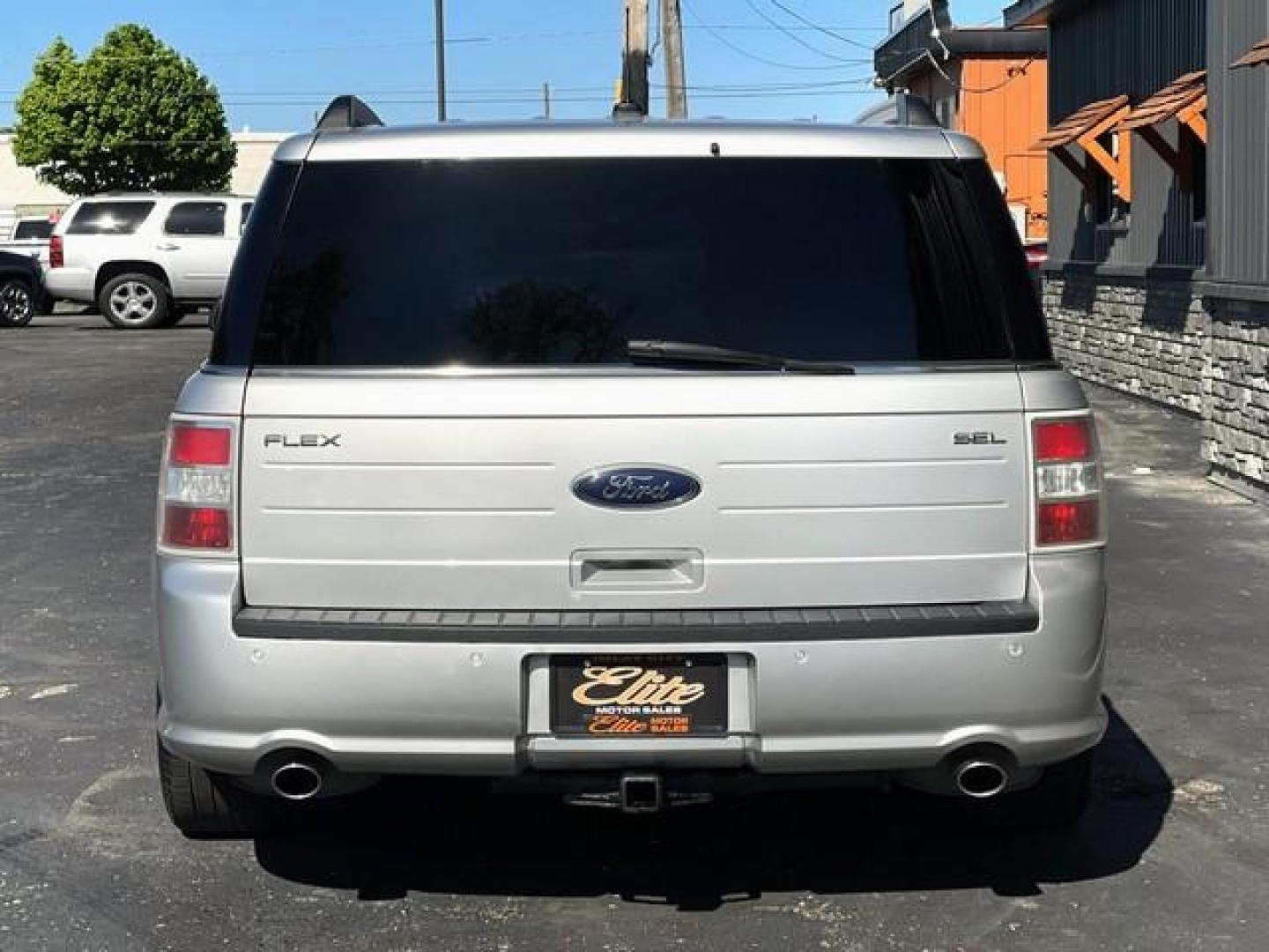 2013 SILVER FORD FLEX (2FMGK5C80DB) with an V6,3.5L(213 CID),DOHC engine, AUTOMATIC transmission, located at 14600 Frazho Road, Warren, MI, 48089, (586) 776-3400, 42.485996, -82.974220 - Photo#6