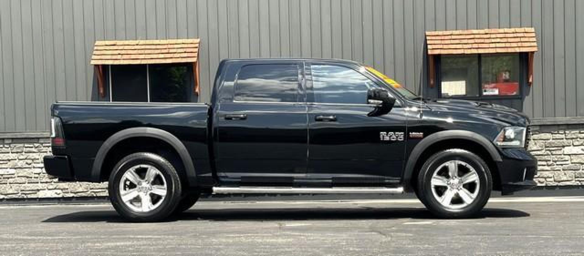 2014 BLACK RAM 1500 (1C6RR7MT1ES) with an V8,5.7L(345 CID),OHV engine, AUTOMATIC transmission, located at 14600 Frazho Road, Warren, MI, 48089, (586) 776-3400, 42.485996, -82.974220 - Photo#4