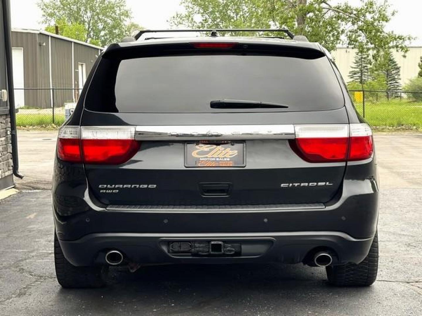 2011 BLACK DODGE DURANGO (1D4SE5GT9BC) with an V8,5.7L(345 CID),OHV engine, AUTOMATIC transmission, located at 14600 Frazho Road, Warren, MI, 48089, (586) 776-3400, 42.485996, -82.974220 - Photo#6