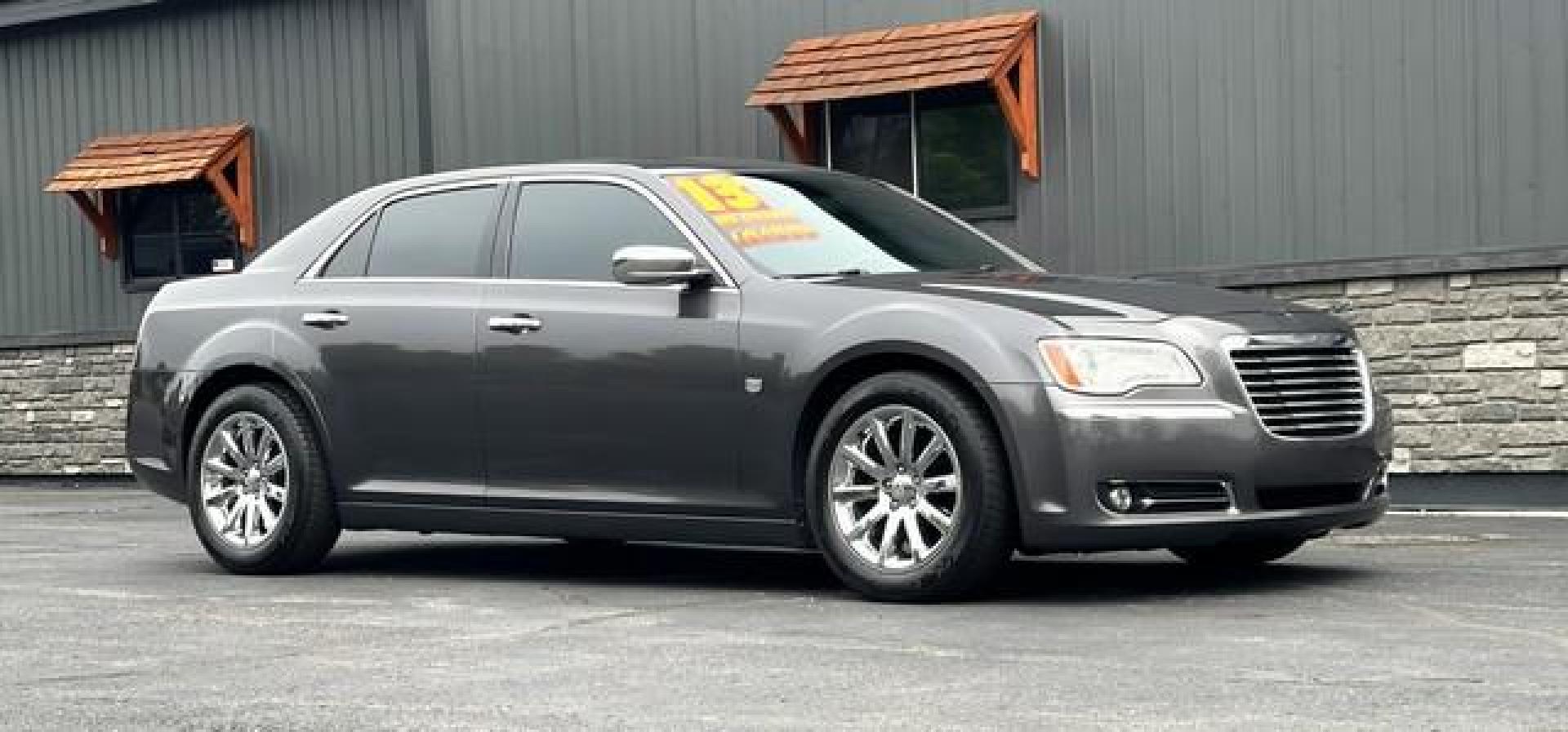 2013 GRANITE CHRYSTAL METALLIC CHRYSLER 300 (2C3CCAET3DH) with an V8,5.7L(345 CID),OHV engine, AUTOMATIC transmission, located at 14600 Frazho Road, Warren, MI, 48089, (586) 776-3400, 42.485996, -82.974220 - Photo#3