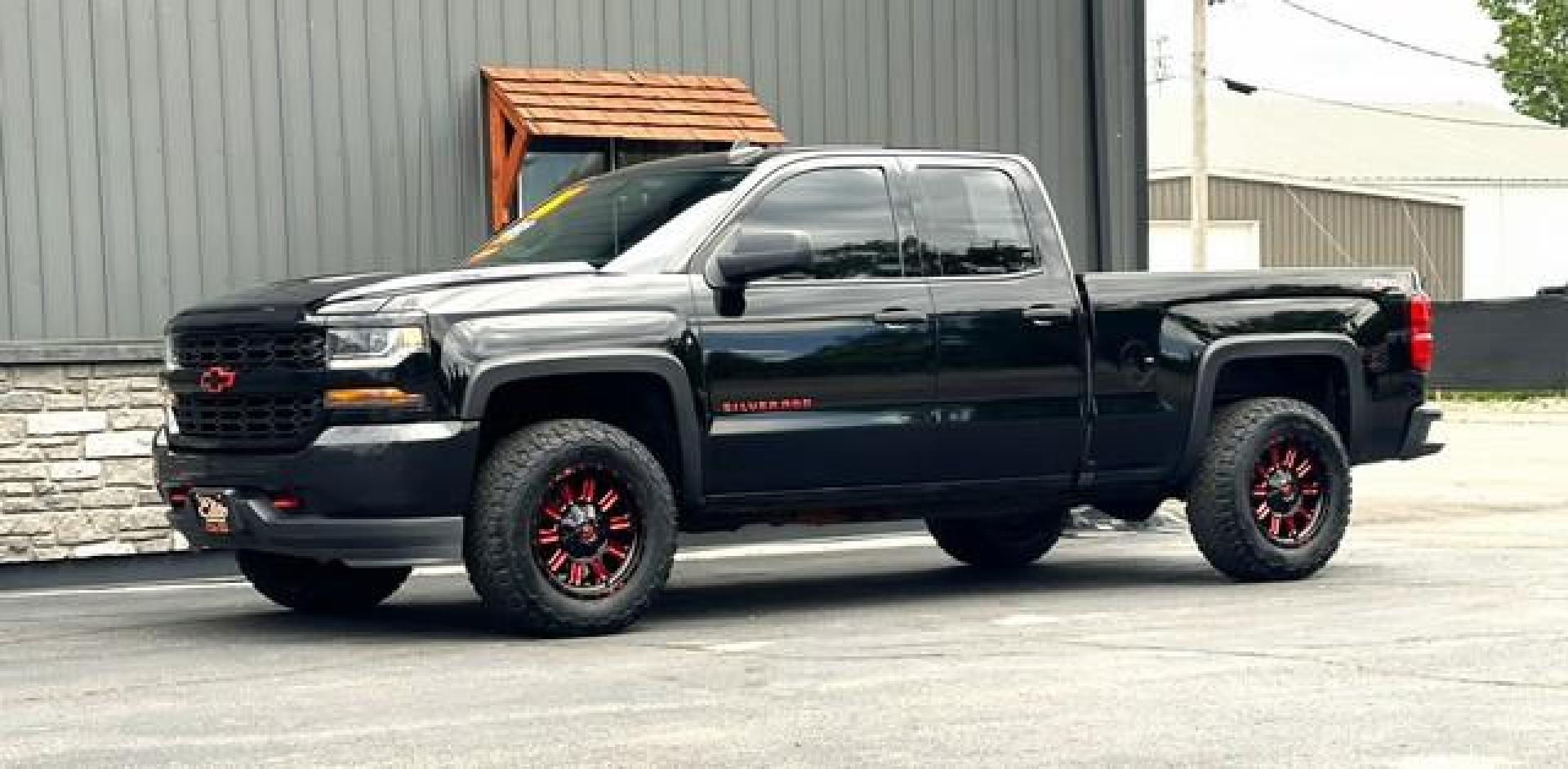 2016 BLACK CHEVROLET SILVERADO 1500 (1GCVKPEC9GZ) with an V8,5.3L(325 CID),OHV engine, AUTOMATIC transmission, located at 14600 Frazho Road, Warren, MI, 48089, (586) 776-3400, 42.485996, -82.974220 - Photo#2