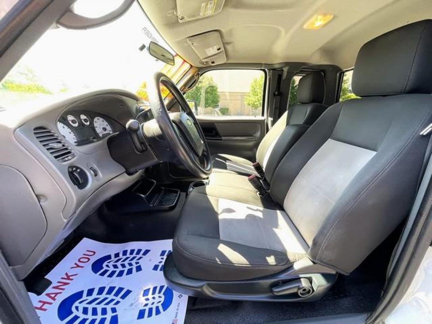 2010 WHITE FORD RANGER (1FTLR4FE5AP) with an V6,4.0L(245 CID),SOHC engine, AUTOMATIC transmission, located at 14600 Frazho Road, Warren, MI, 48089, (586) 776-3400, 42.485996, -82.974220 - Photo#7