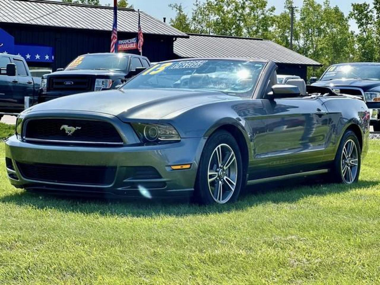 2013 STERLING GRAY METALLIC FORD MUSTANG (1ZVBP8EM3D5) with an V6,3.7L(227 CID),DOHC engine, AUTOMATIC transmission, located at 14600 Frazho Road, Warren, MI, 48089, (586) 776-3400, 42.485996, -82.974220 - Photo#8