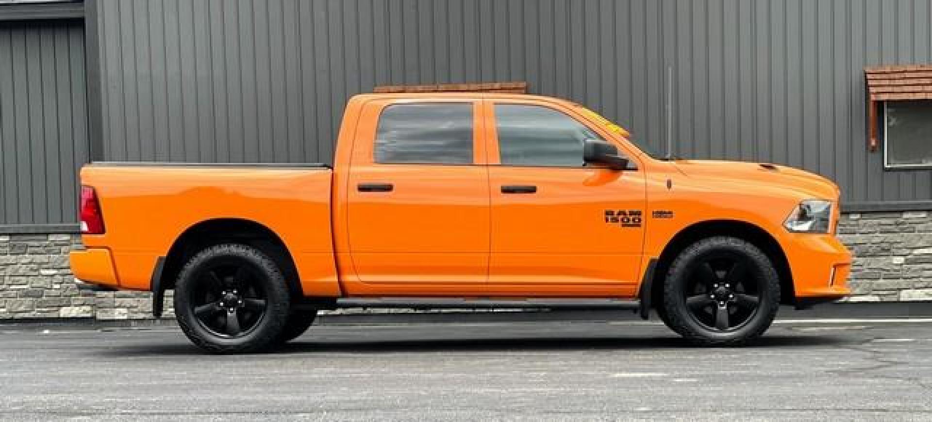 2019 ORANGE RAM 1500 CLASSIC (1C6RR7KT8KS) with an V8,5.7L(345 CID), engine, AUTOMATIC transmission, located at 14600 Frazho Road, Warren, MI, 48089, (586) 776-3400, 42.485996, -82.974220 - Photo#4