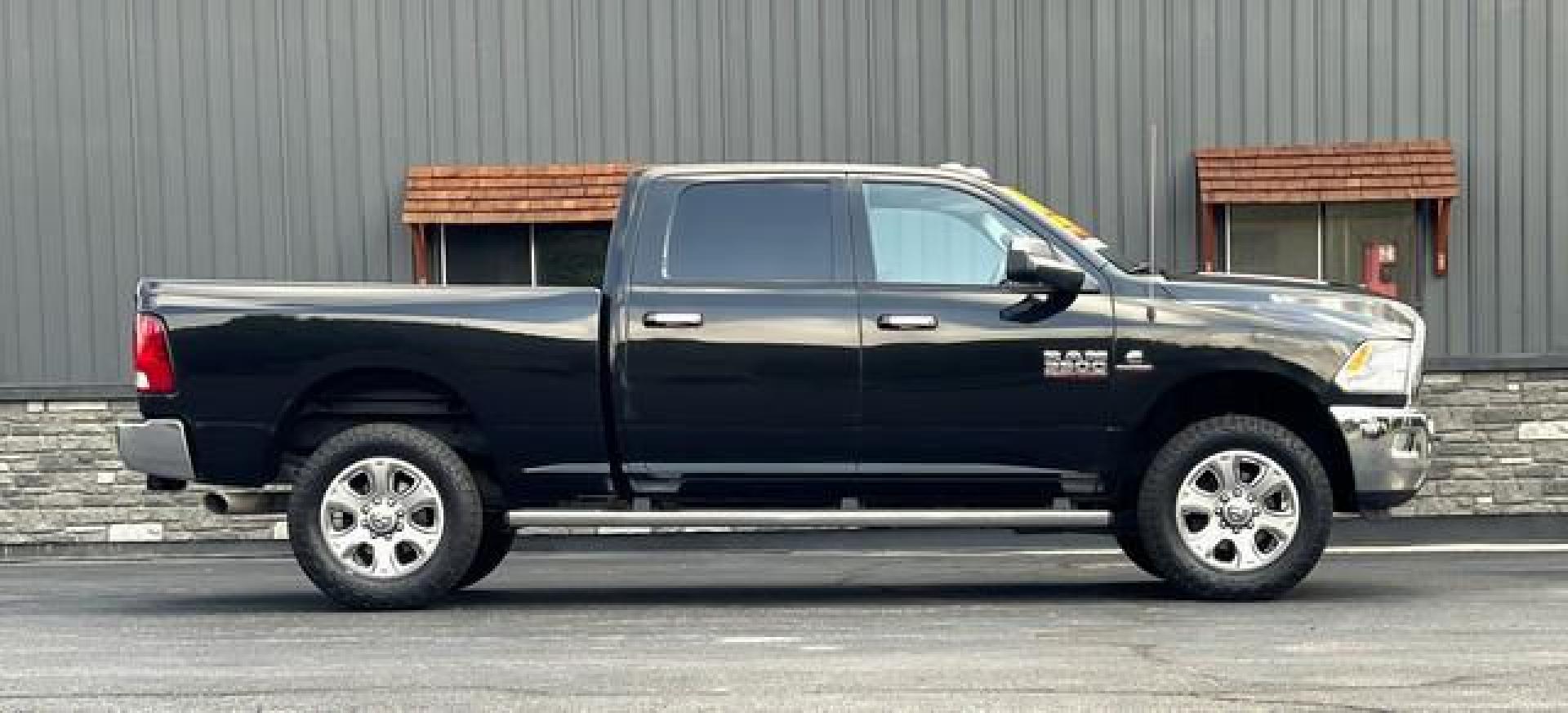 2018 BLACK RAM 3500 (3C63R3DL8JG) with an L6,6.7L(408 CID),OHV engine, AUTOMATIC transmission, located at 14600 Frazho Road, Warren, MI, 48089, (586) 776-3400, 42.485996, -82.974220 - Photo#4