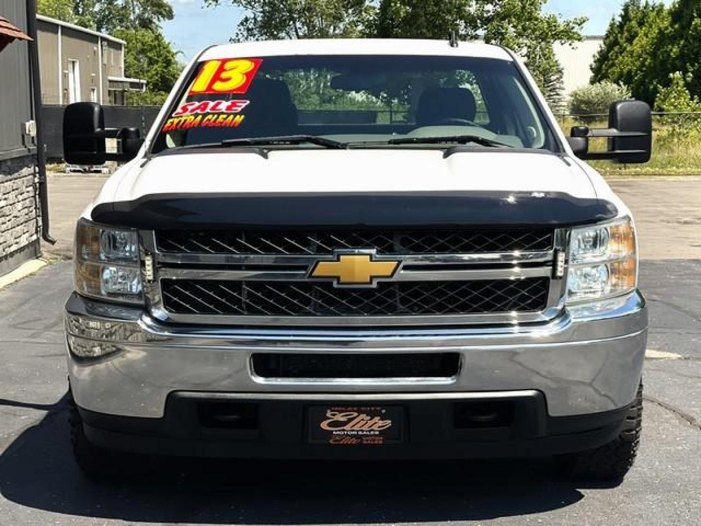 2013 WHITE CHEVROLET SILVERADO 2500 HD (1GC2CVCGXDZ) with an V8,6.0L(364 CID),OHV engine, AUTOMATIC transmission, located at 14600 Frazho Road, Warren, MI, 48089, (586) 776-3400, 42.485996, -82.974220 - Photo#3