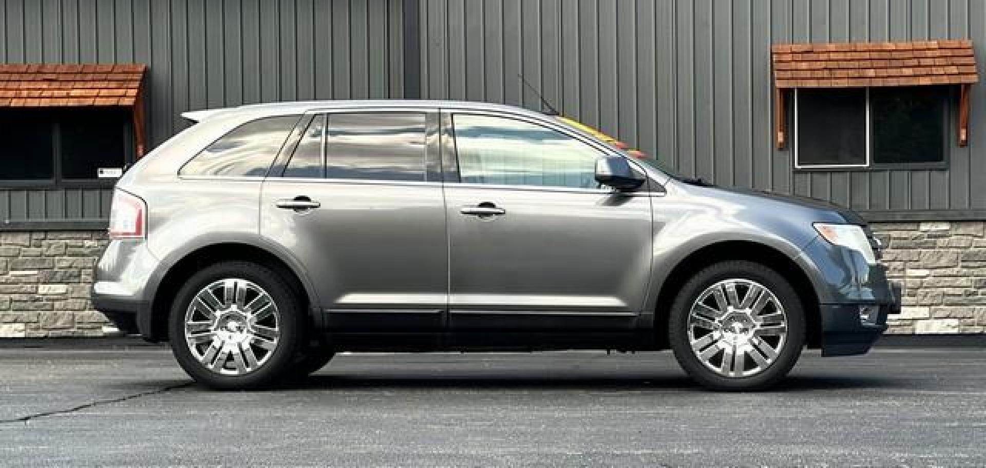 2009 GREY FORD EDGE (2FMDK49C79B) with an V6,3.5L(213 CID),DOHC engine, AUTOMATIC transmission, located at 14600 Frazho Road, Warren, MI, 48089, (586) 776-3400, 42.485996, -82.974220 - Photo#5