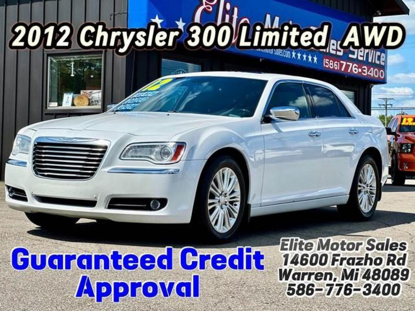 2012 WHITE CHRYSLER 300 (2C3CCAHG3CH) with an V6,3.6L(220 CID),DOHC engine, AUTOMATIC transmission, located at 14600 Frazho Road, Warren, MI, 48089, (586) 776-3400, 42.485996, -82.974220 - Photo#0